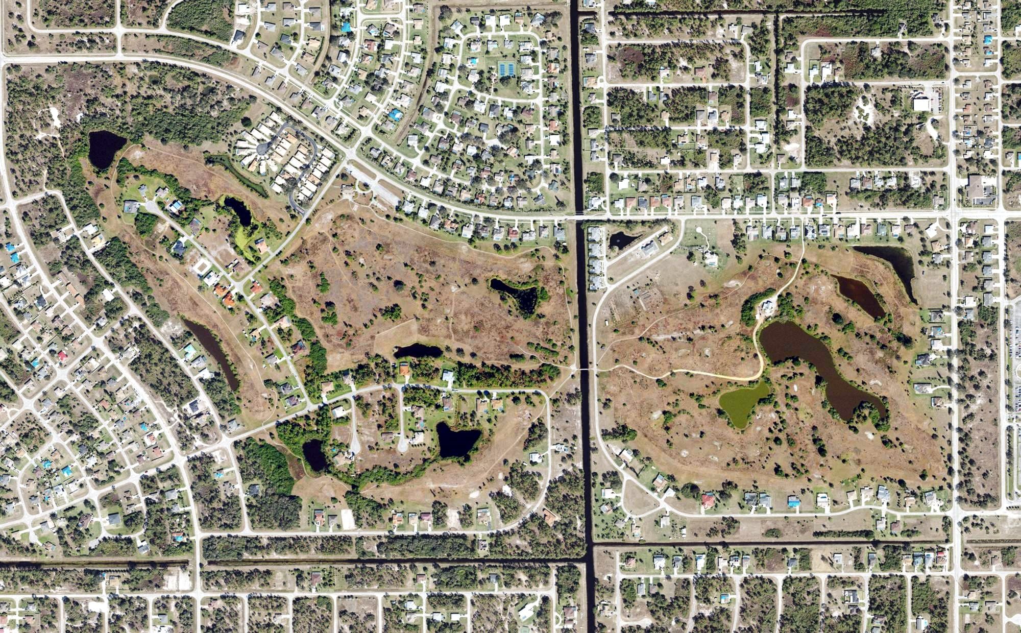Aerial view of Mirror Lakes Golf Club, FL, with its hole routing marked
