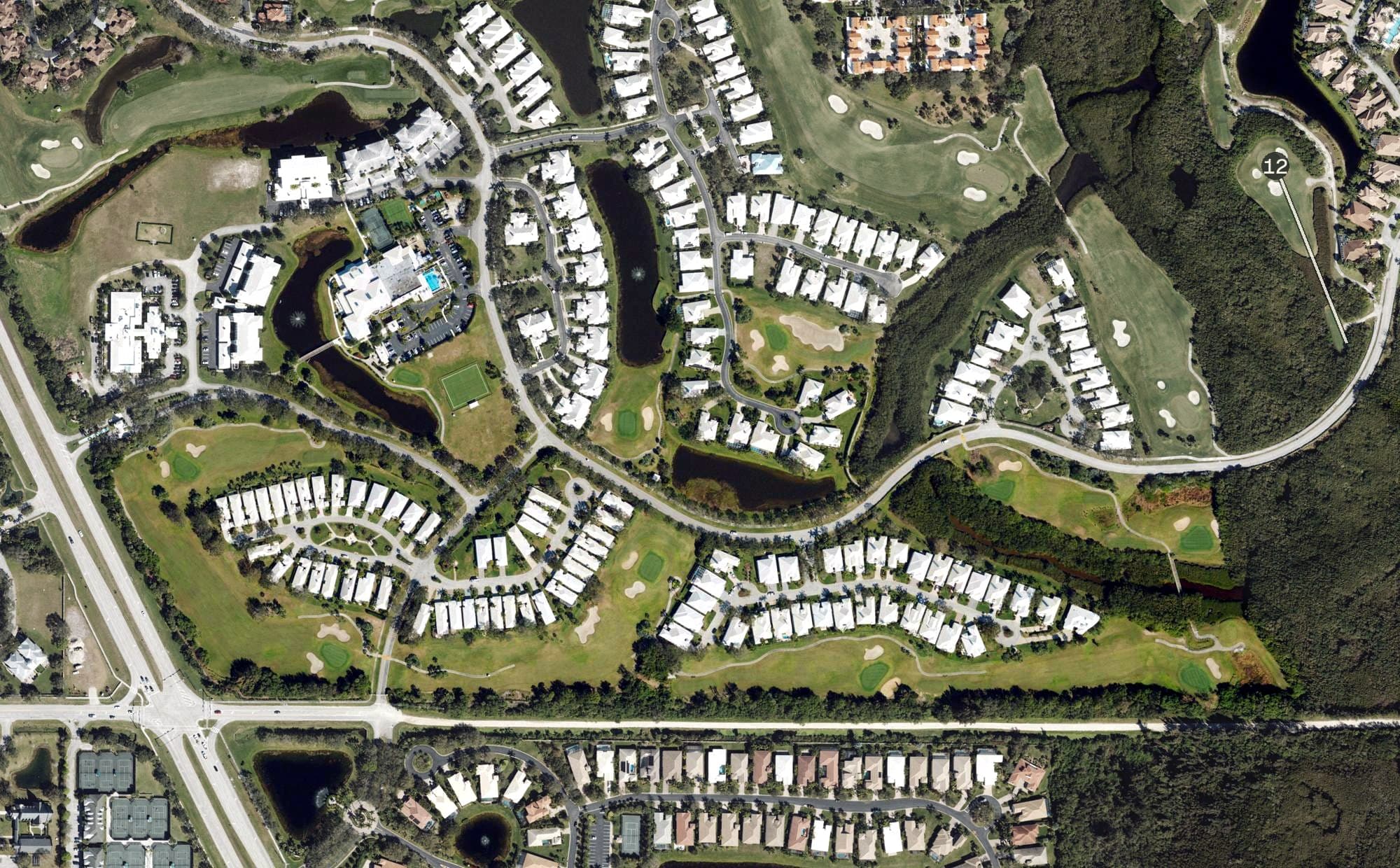 Aerial view of Oak Harbor, FL, with its hole routing marked