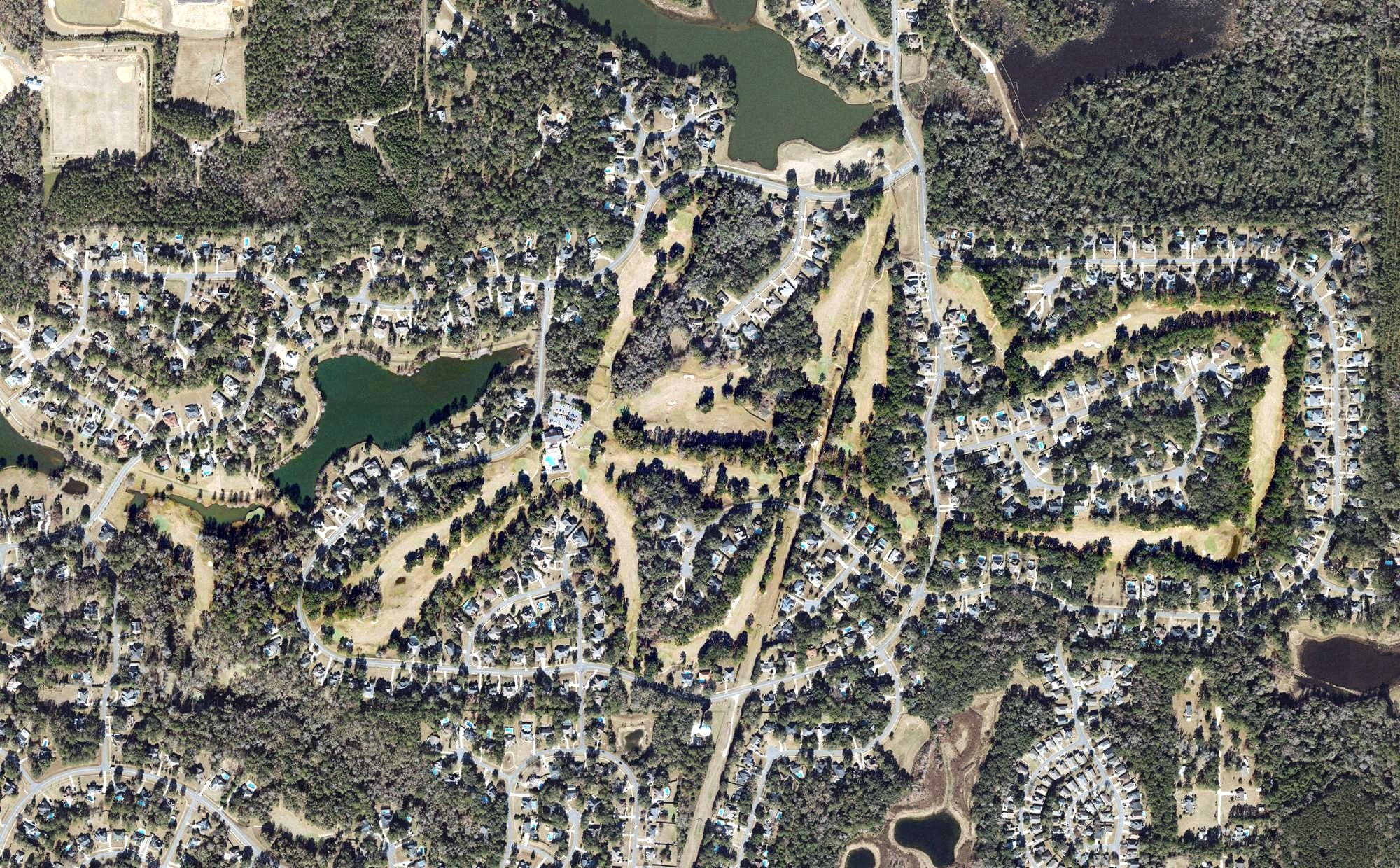 Aerial view of The Golf Club at Summerbrooke, FL, with its hole routing marked