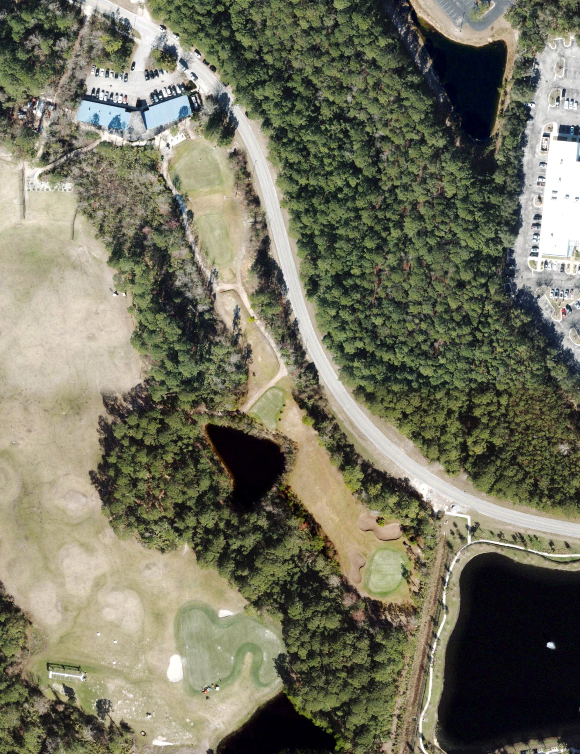 Aerial view of UNF, FL, with its hole routing marked