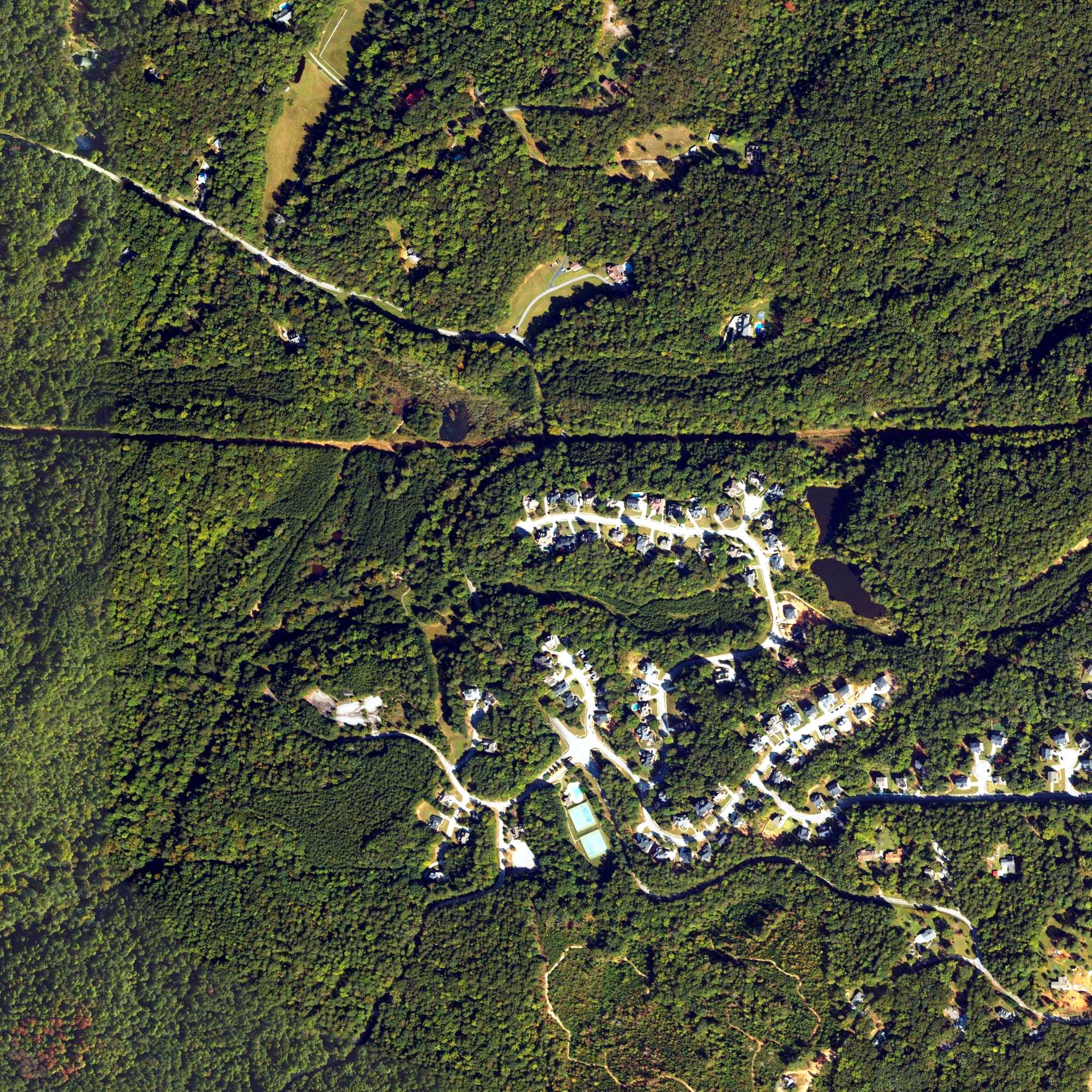 Aerial view of Bear Creek Golf Course (closed), GA, with its hole routing marked
