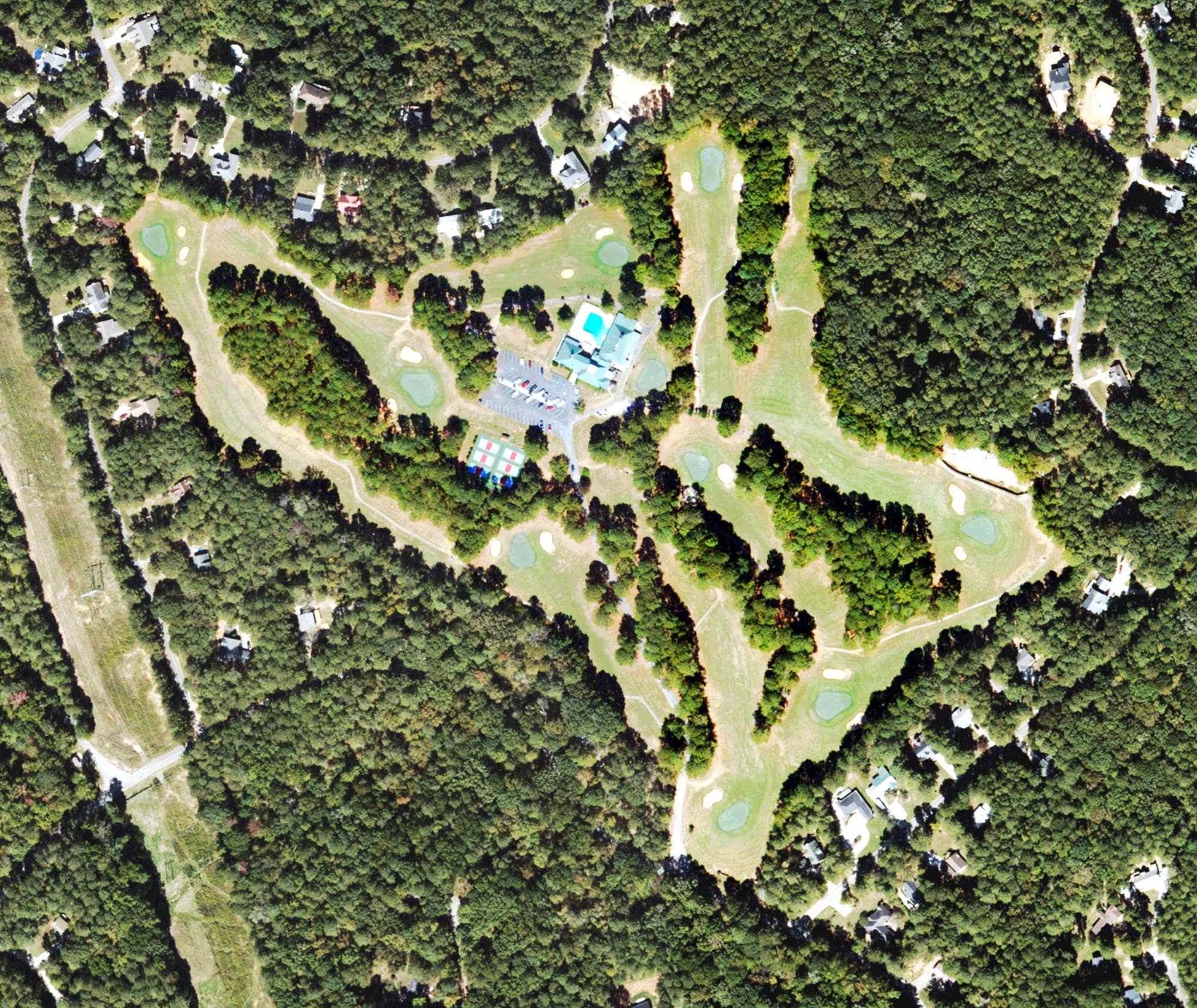 Aerial view of Turtle Cove, GA, with its hole routing marked