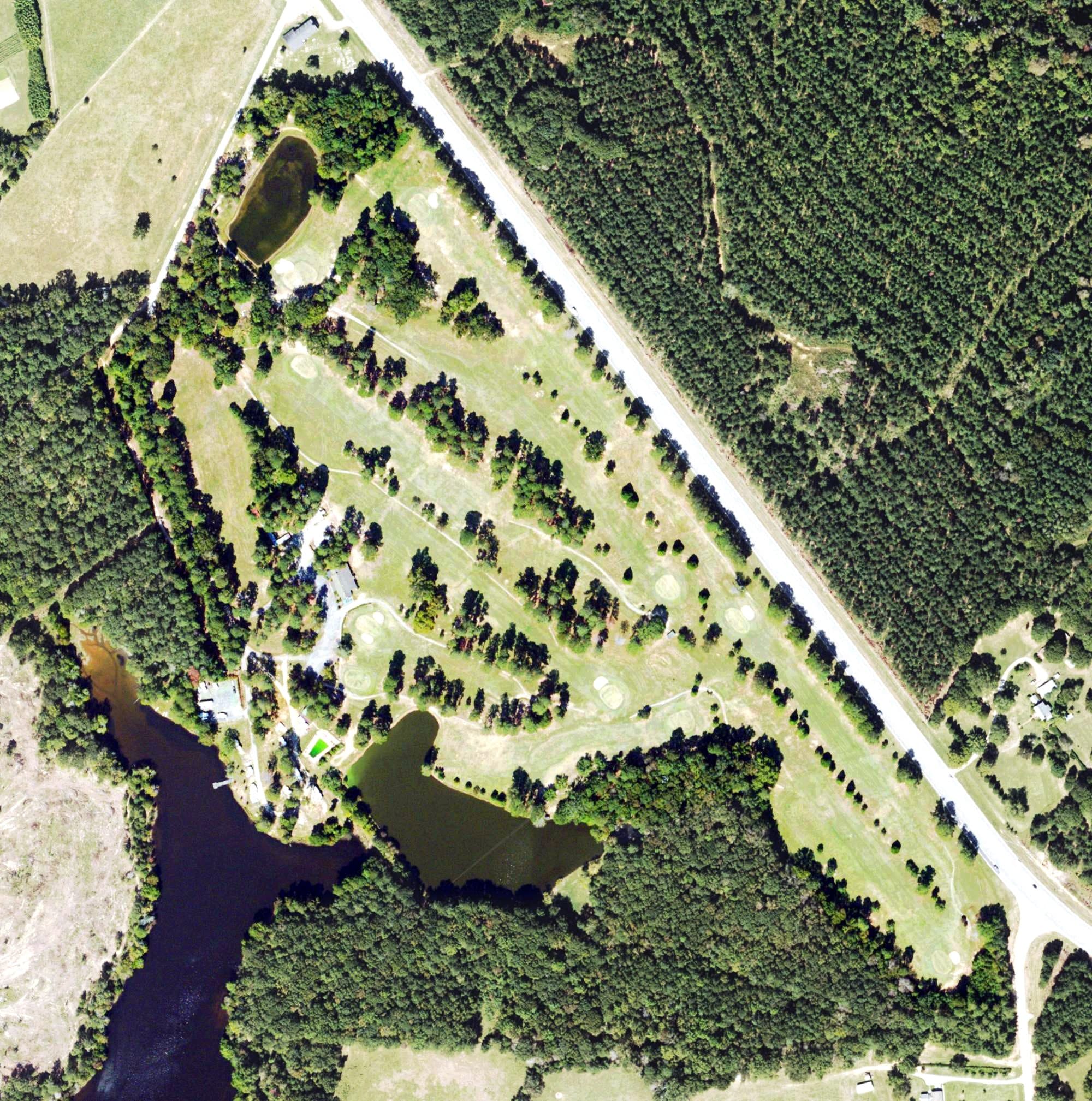 Aerial view of Washington Wilkes Country Club, GA, with its hole routing marked