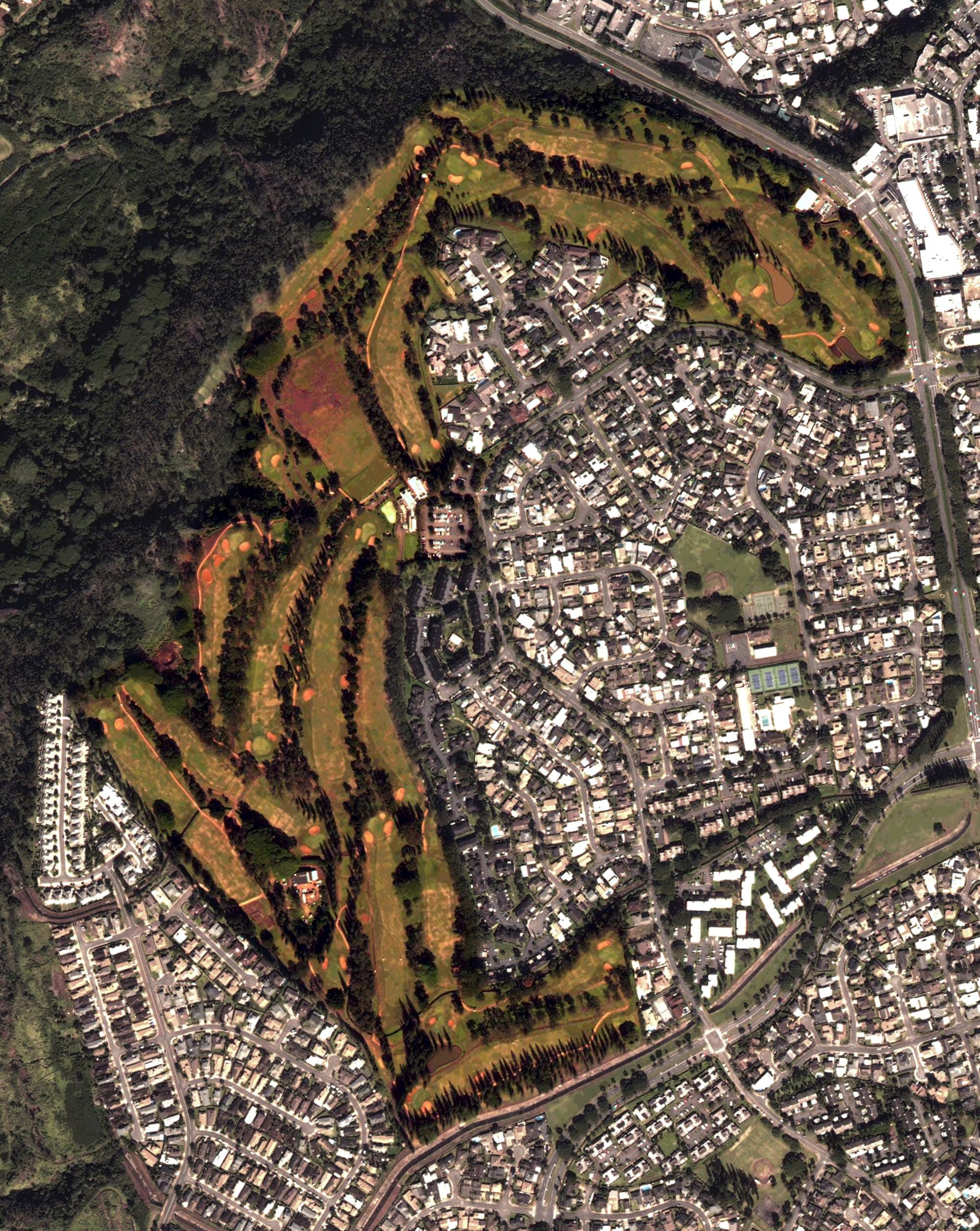 Aerial view of Mililani Golf Course, HI, with its hole routing marked