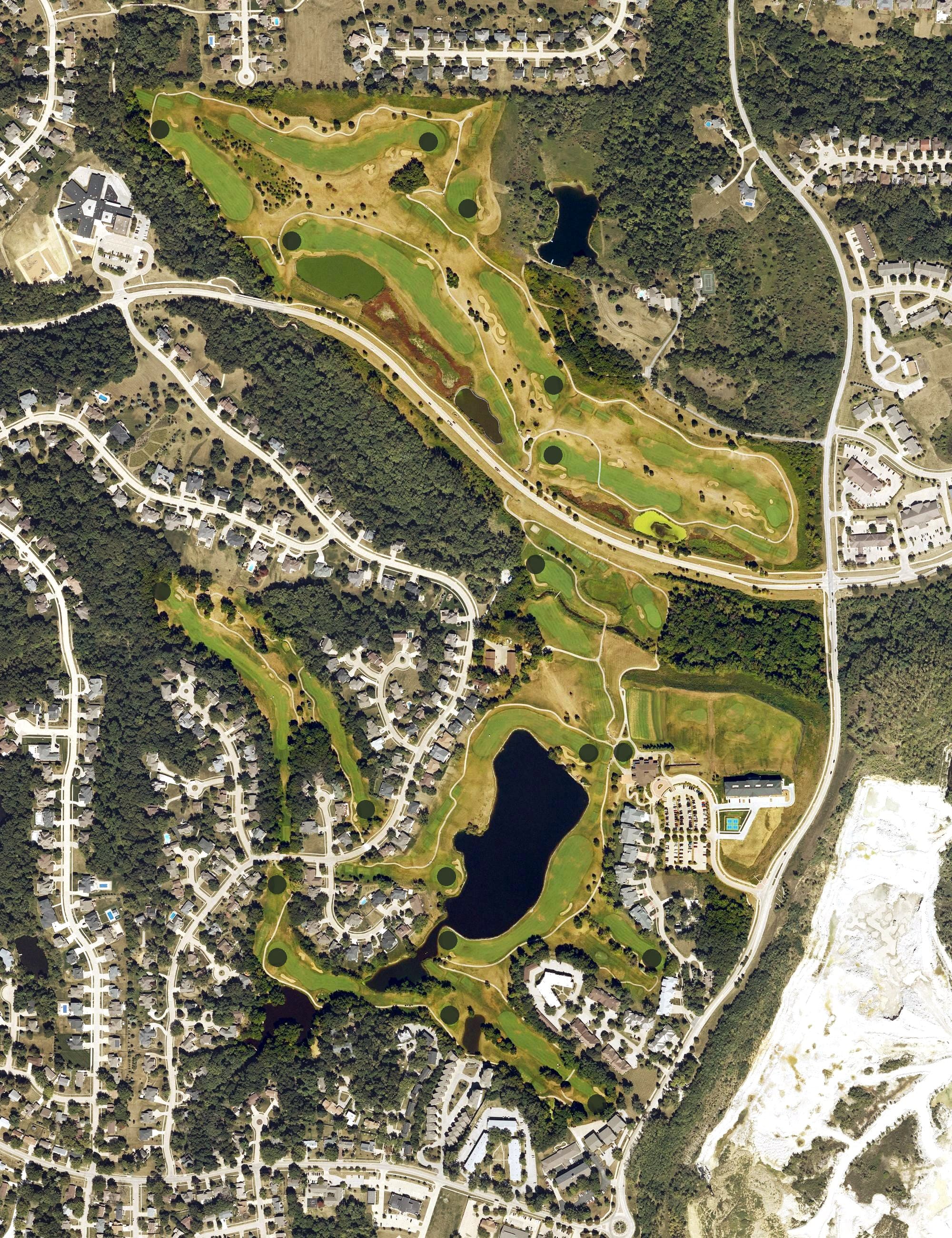 Aerial view of Brown Deer Golf Club, IA, with its hole routing marked