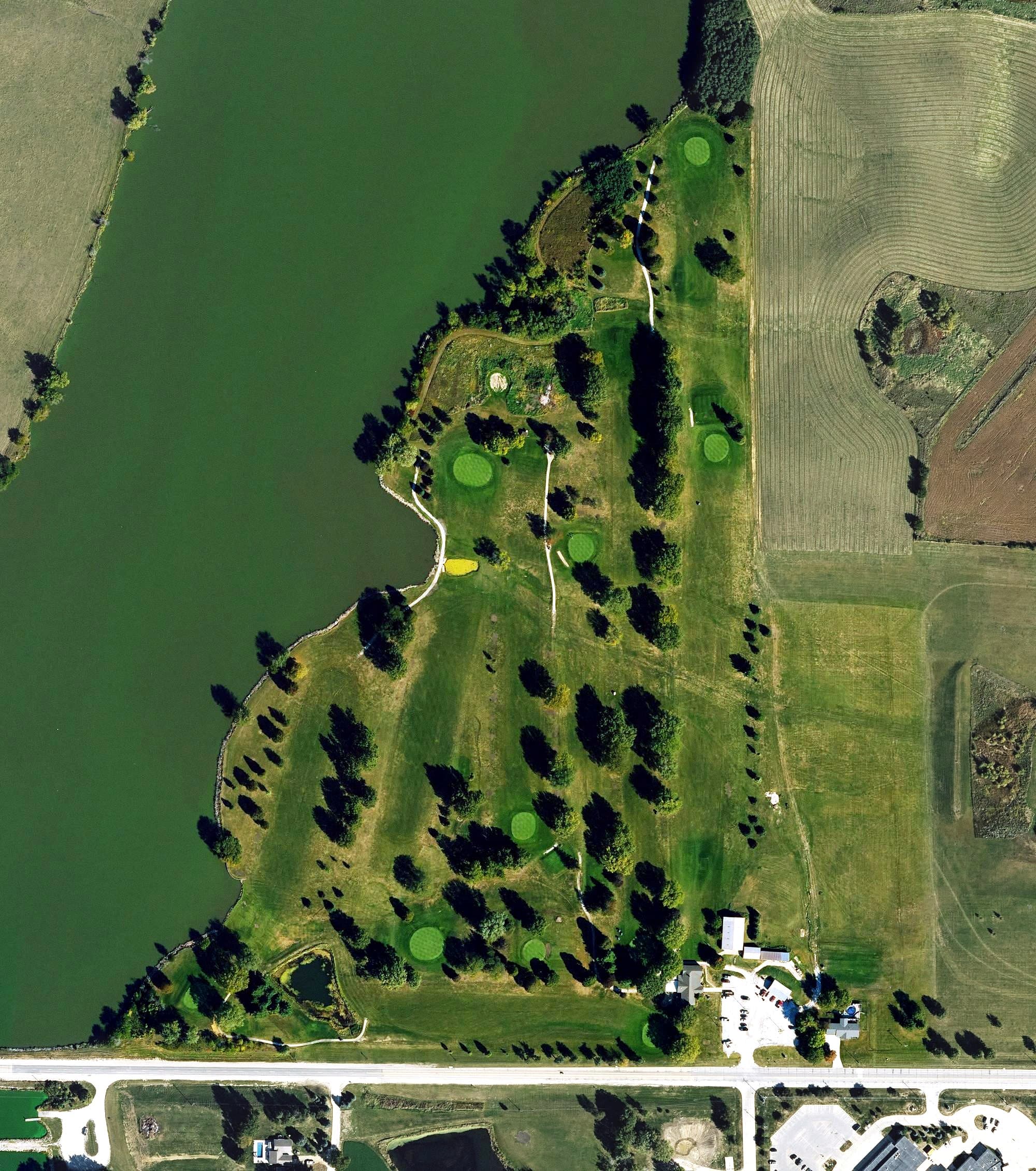 Aerial view of Crestmoor Golf Club, IA, with its hole routing marked