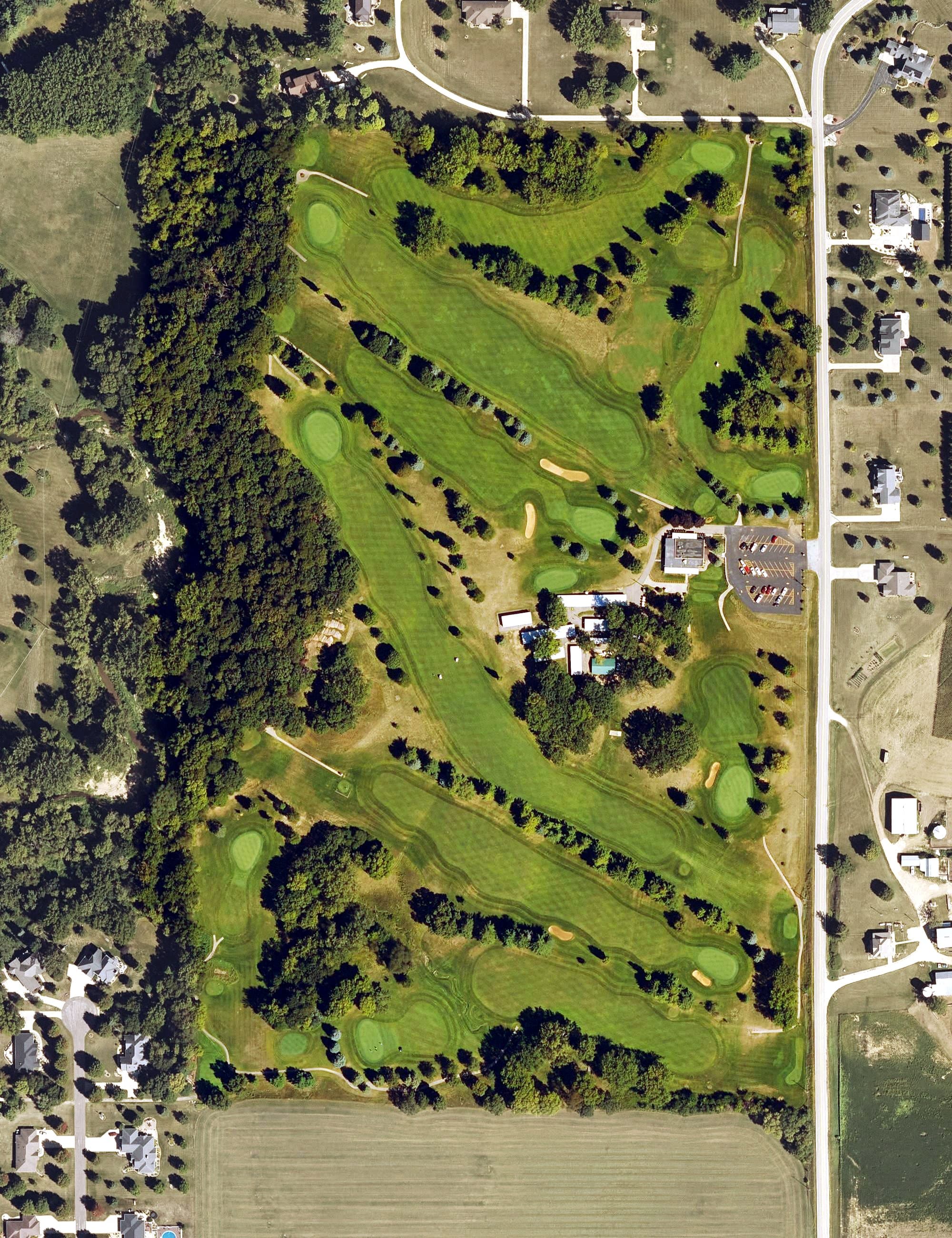 Aerial view of Dyersville Golf and Country Club, IA, with its hole routing marked
