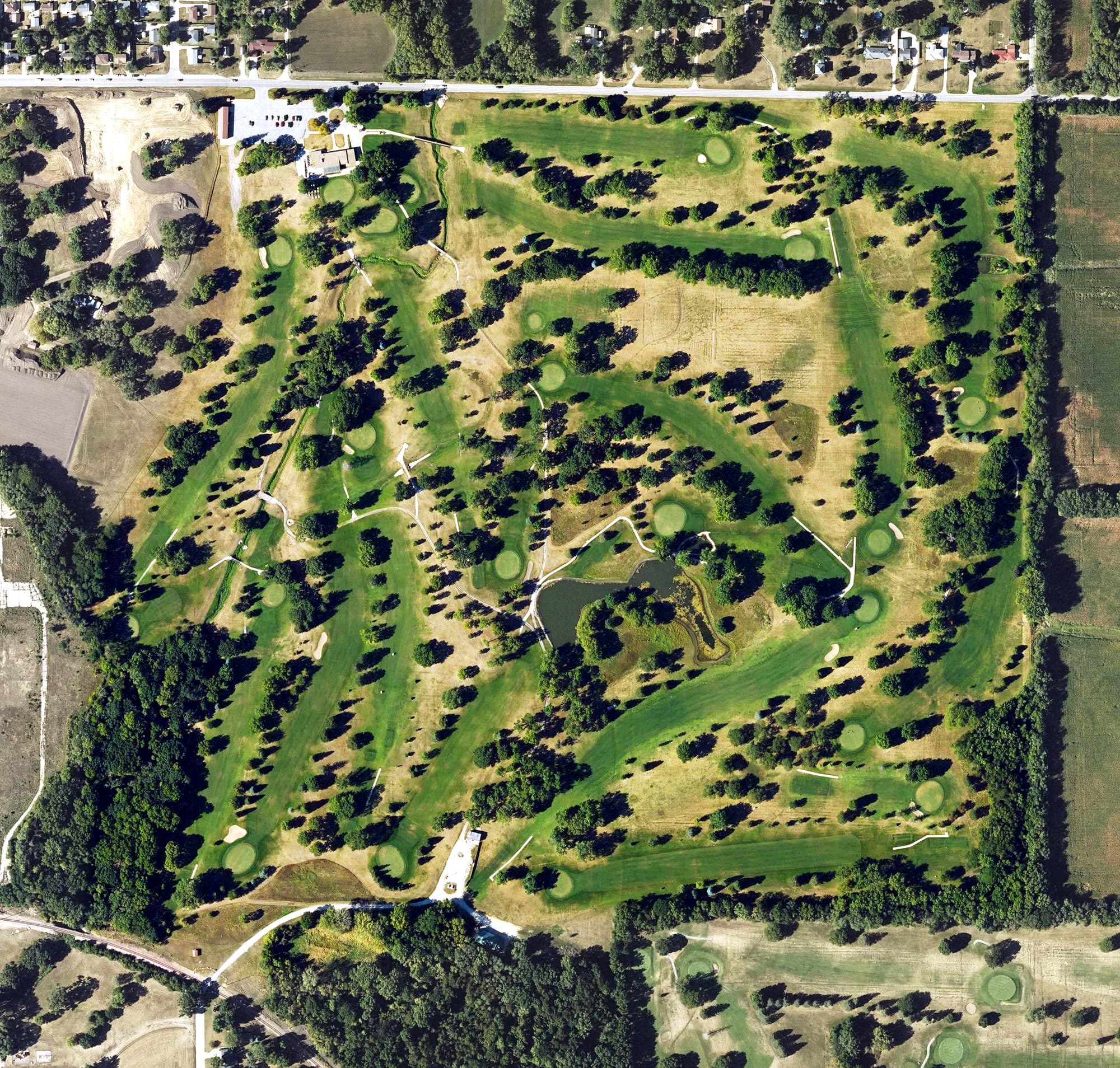 Aerial view of Gates Park Golf Course, IA, with its hole routing marked