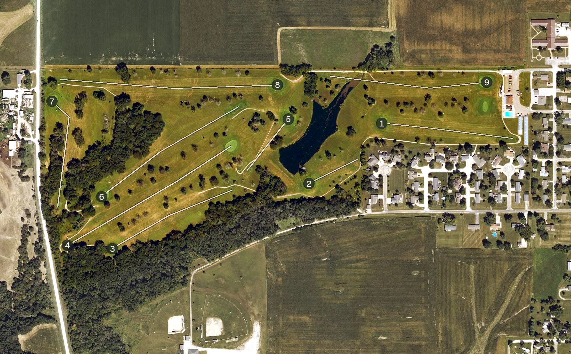 Aerial view of Green Acres Country Club, IA, with its hole routing marked