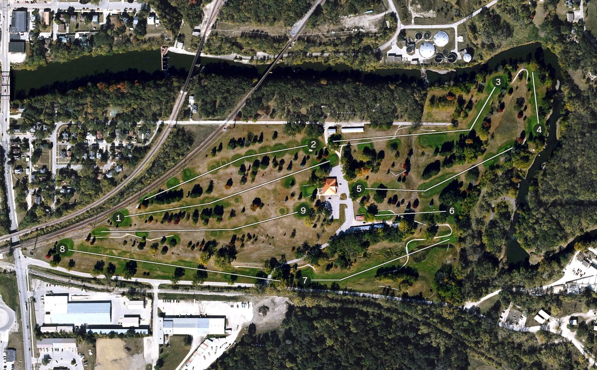 Aerial view of Highland Golf Club, IA, with its hole routing marked