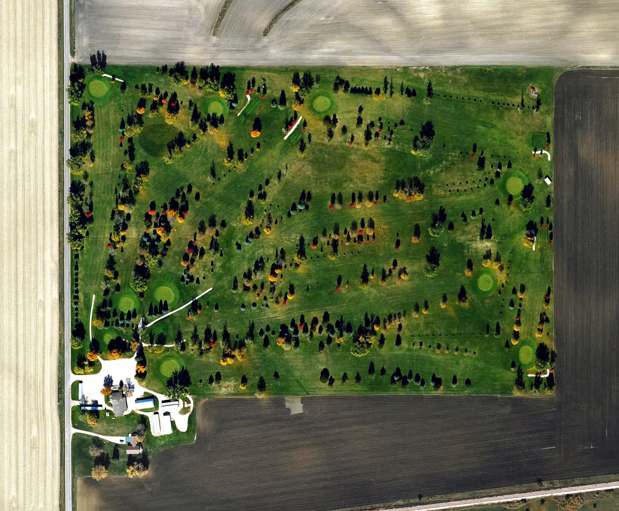 Aerial view of Hillside Golf Club, IA, with its hole routing marked