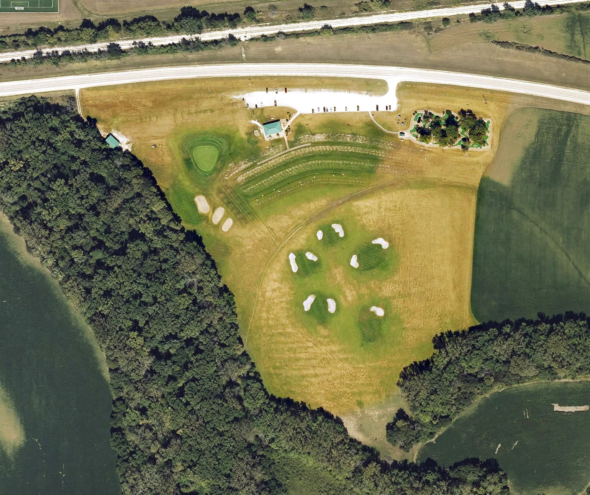 Aerial view of West Grand Golf, IA, with its hole routing marked