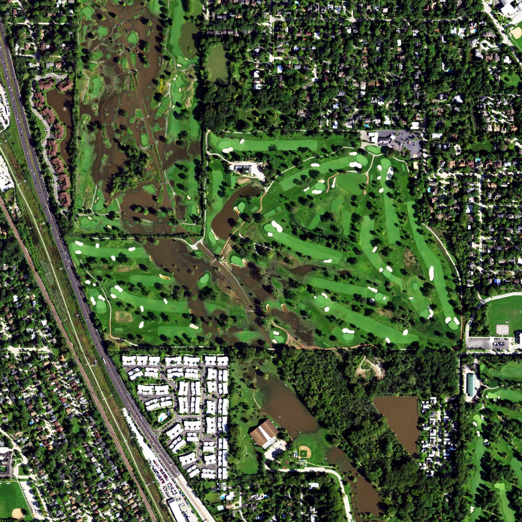 Aerial view of Bob O Link Golf Club, IL, with its hole routing marked