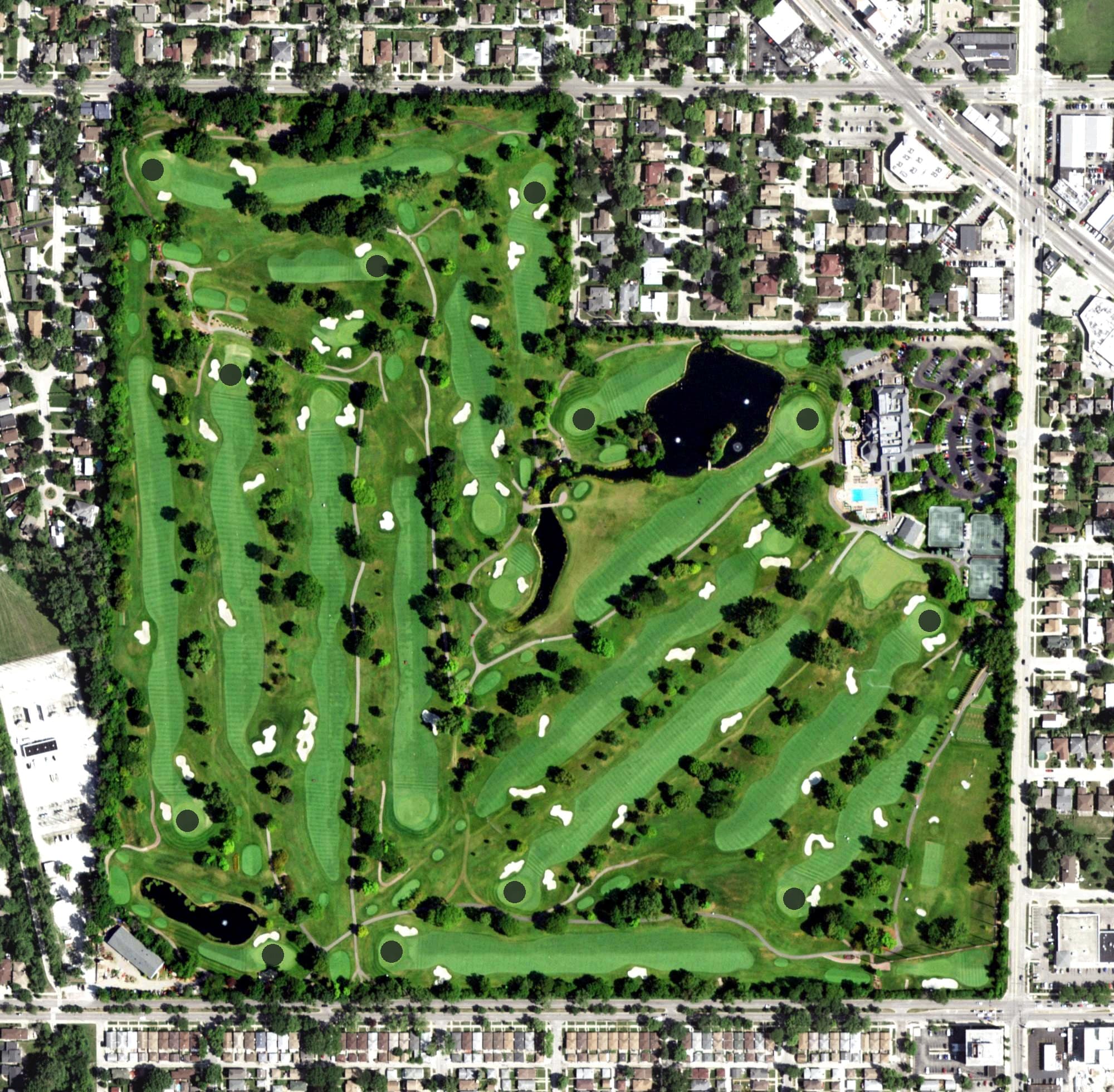 Aerial view of Bryn Mawr Country Club, IL, with its hole routing marked