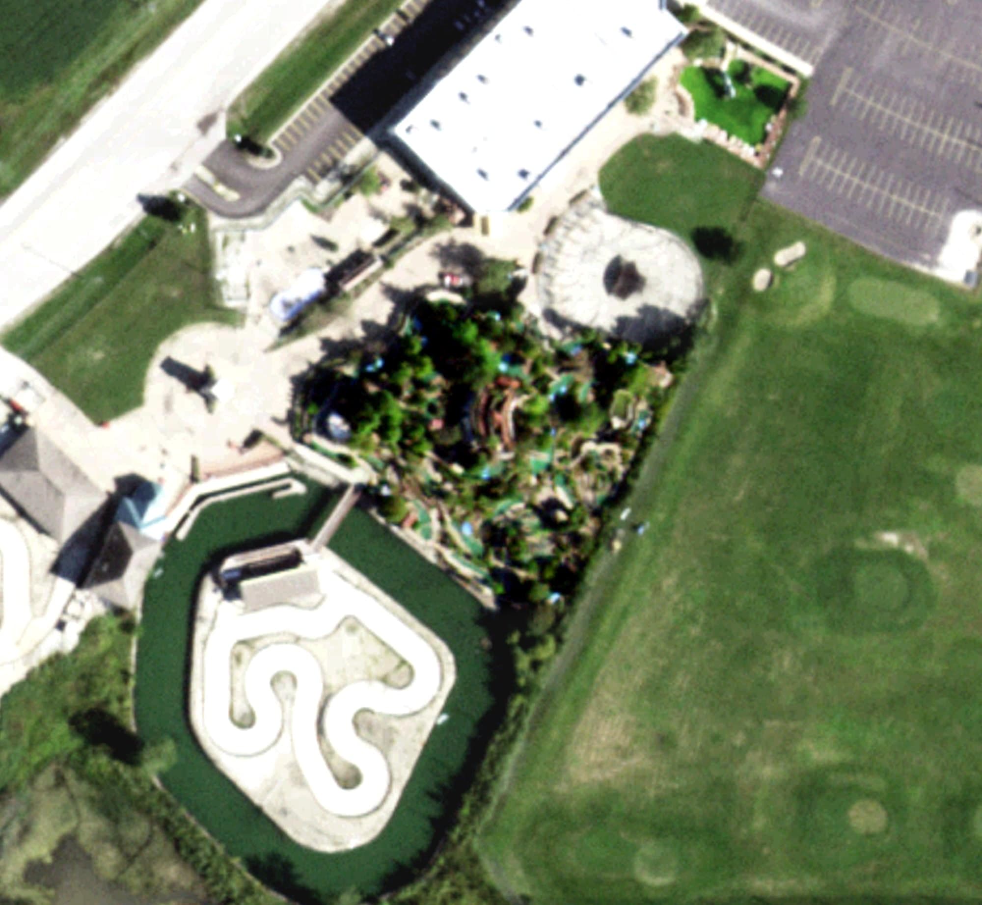 Aerial view of Mini-Golf, IL, with its hole routing marked