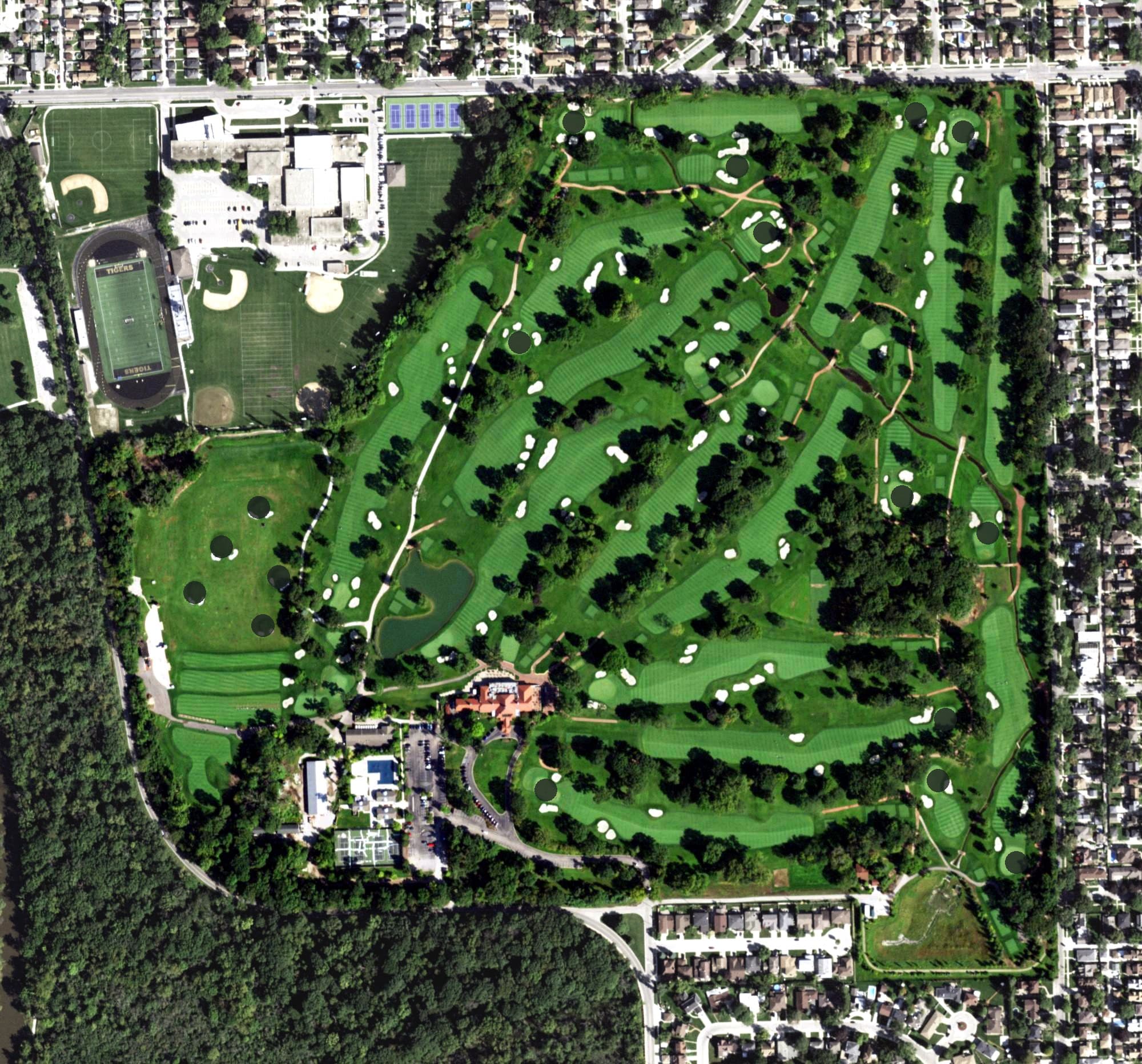 Aerial view of Oak Park Country Club, IL, with its hole routing marked