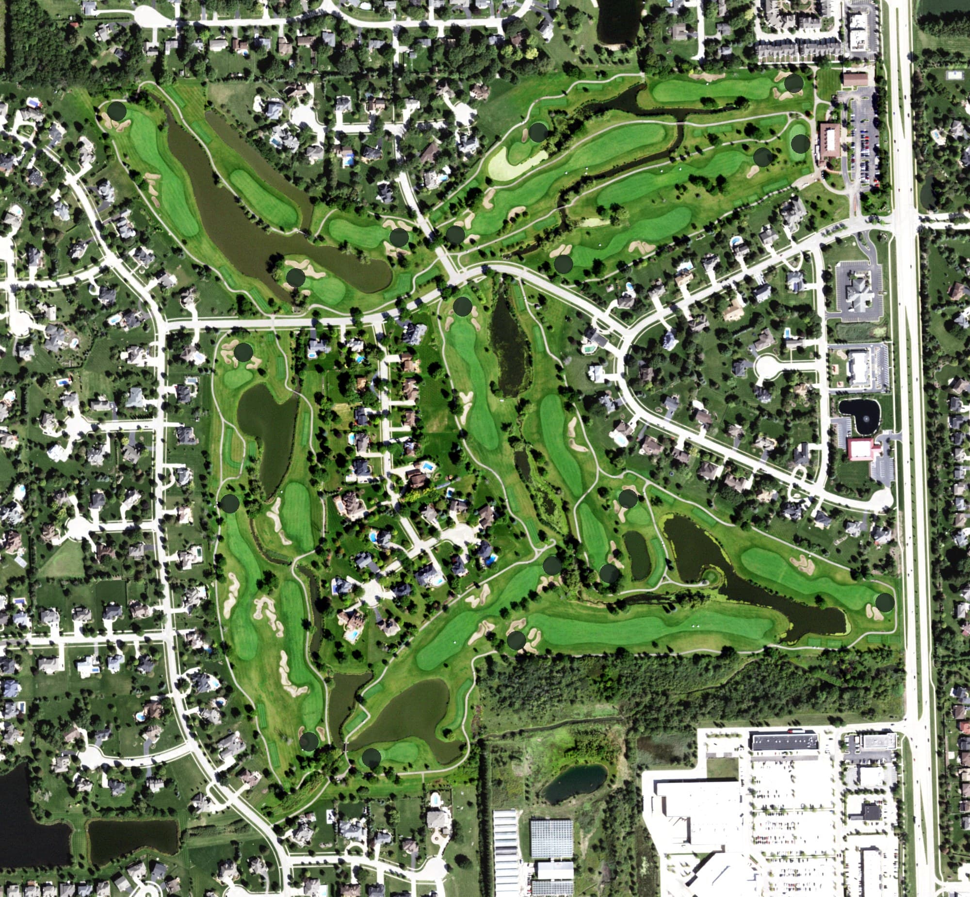 Aerial view of Tamarack Golf Club, IL, with its hole routing marked