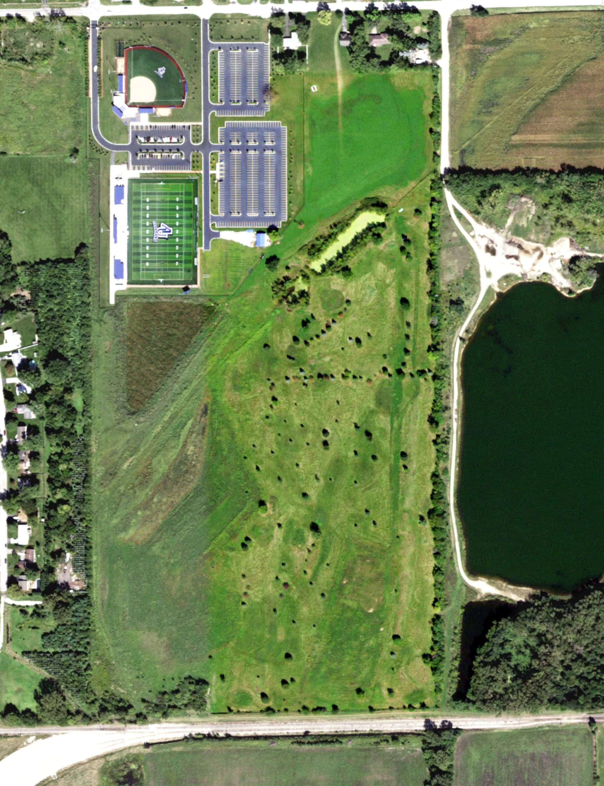Aerial view of Wolf Run Golf Course, IL, with its hole routing marked