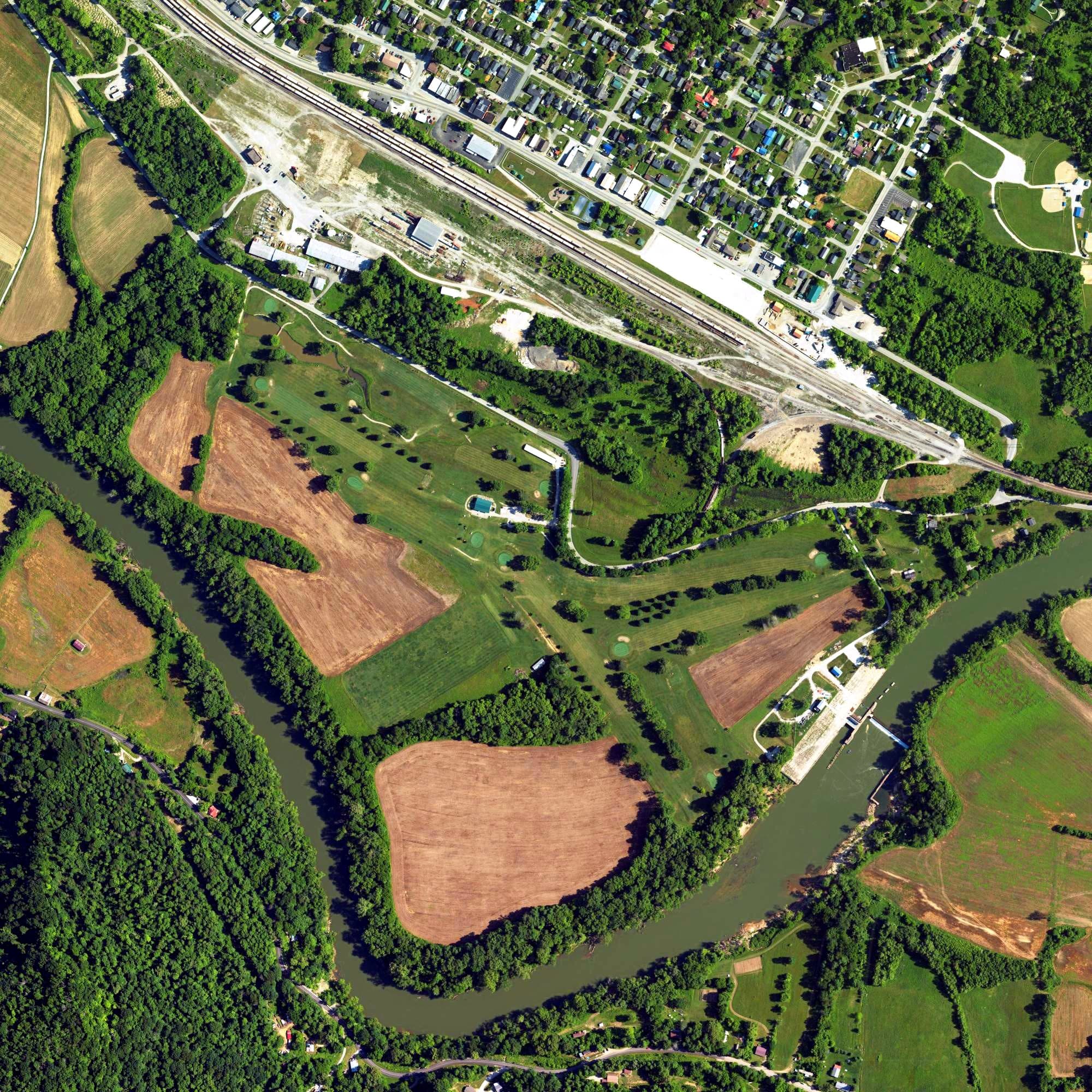 Aerial view of Estill County Golf Club, KY, with its hole routing marked