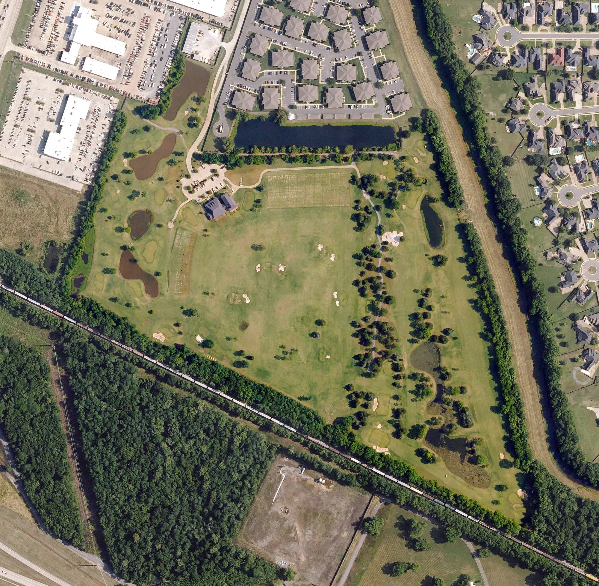 Aerial view of David Toms 265, LA, with its hole routing marked