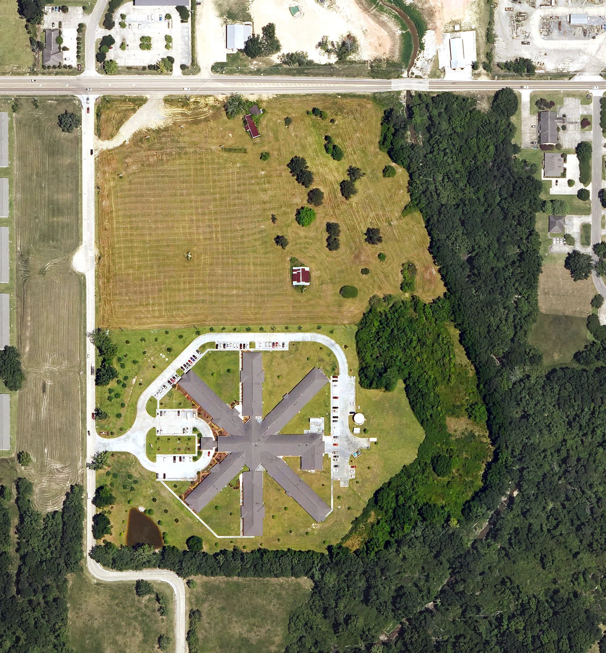 Aerial view of Hammond Golf Center, LA, with its hole routing marked