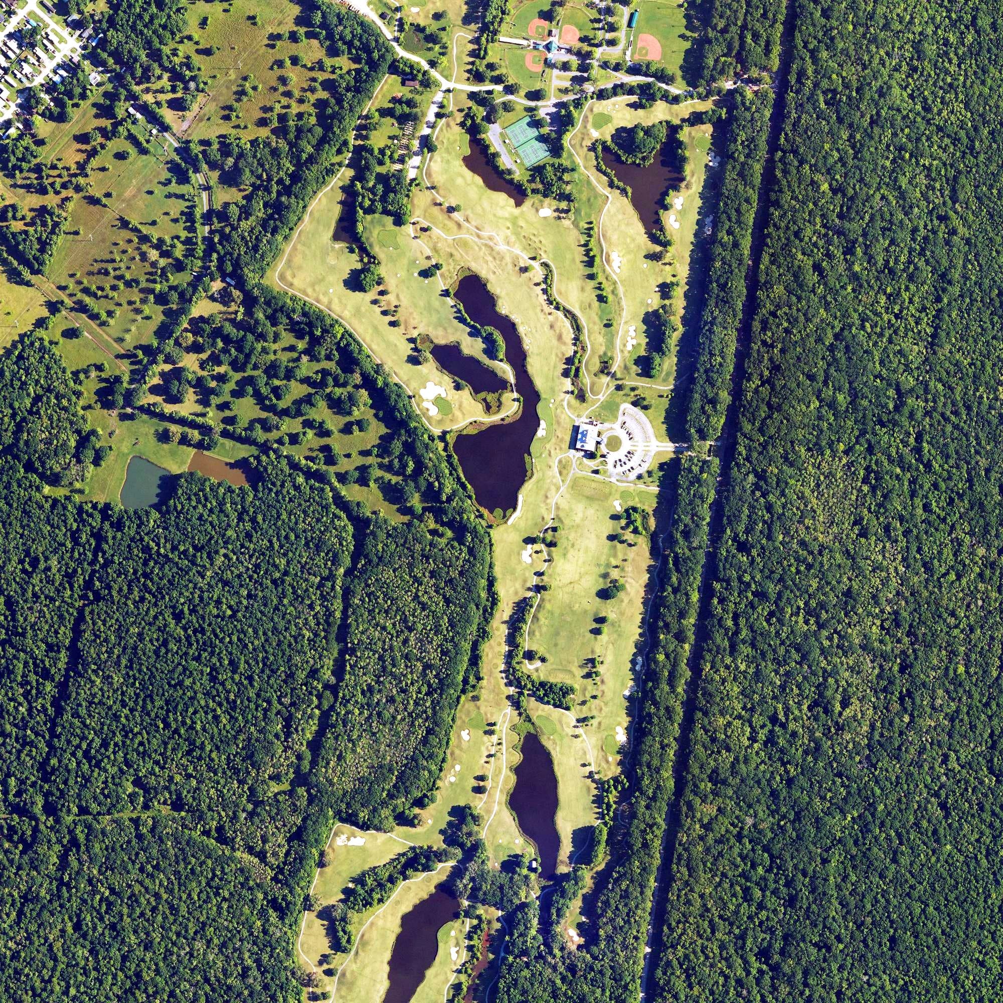 Aerial view of The Atchafalaya at Idlewild, LA, with its hole routing marked