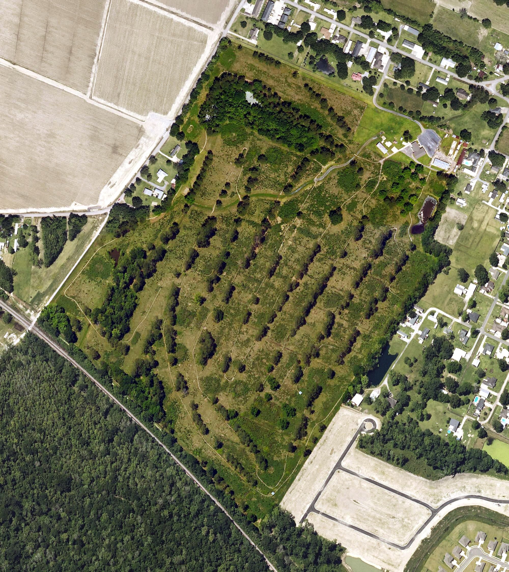 Aerial view of West Side Golf Course, LA, with its hole routing marked