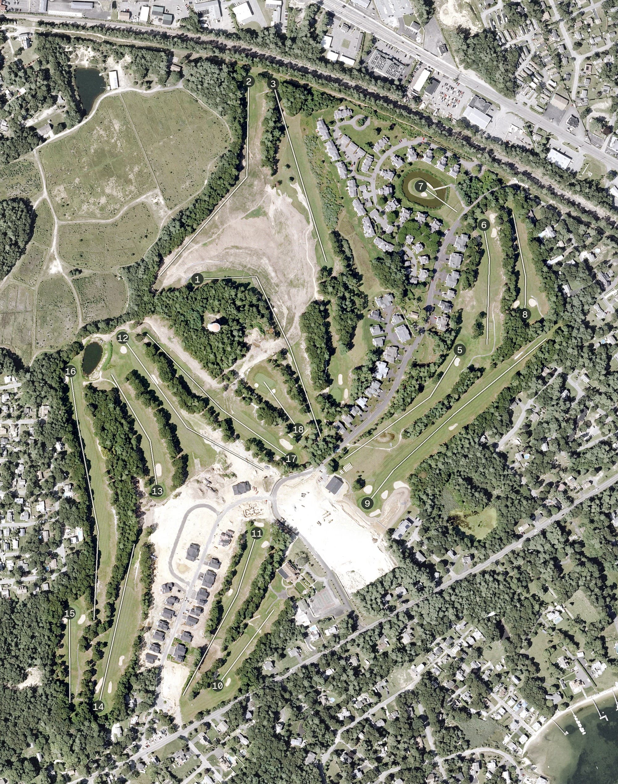 Aerial view of Bay Pointe, MA, with its hole routing marked