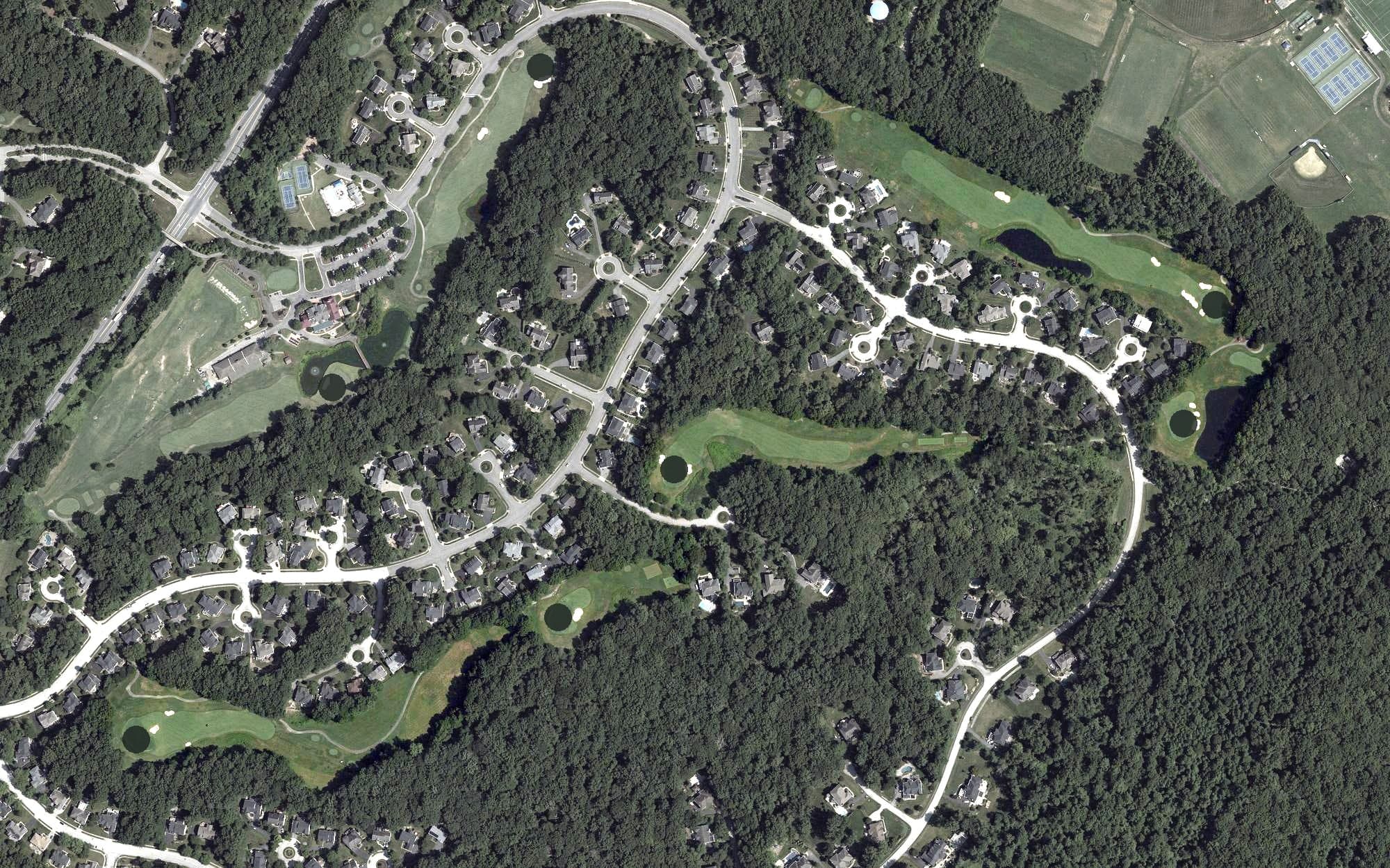 Aerial view of South River Golf Course, MD, with its hole routing marked