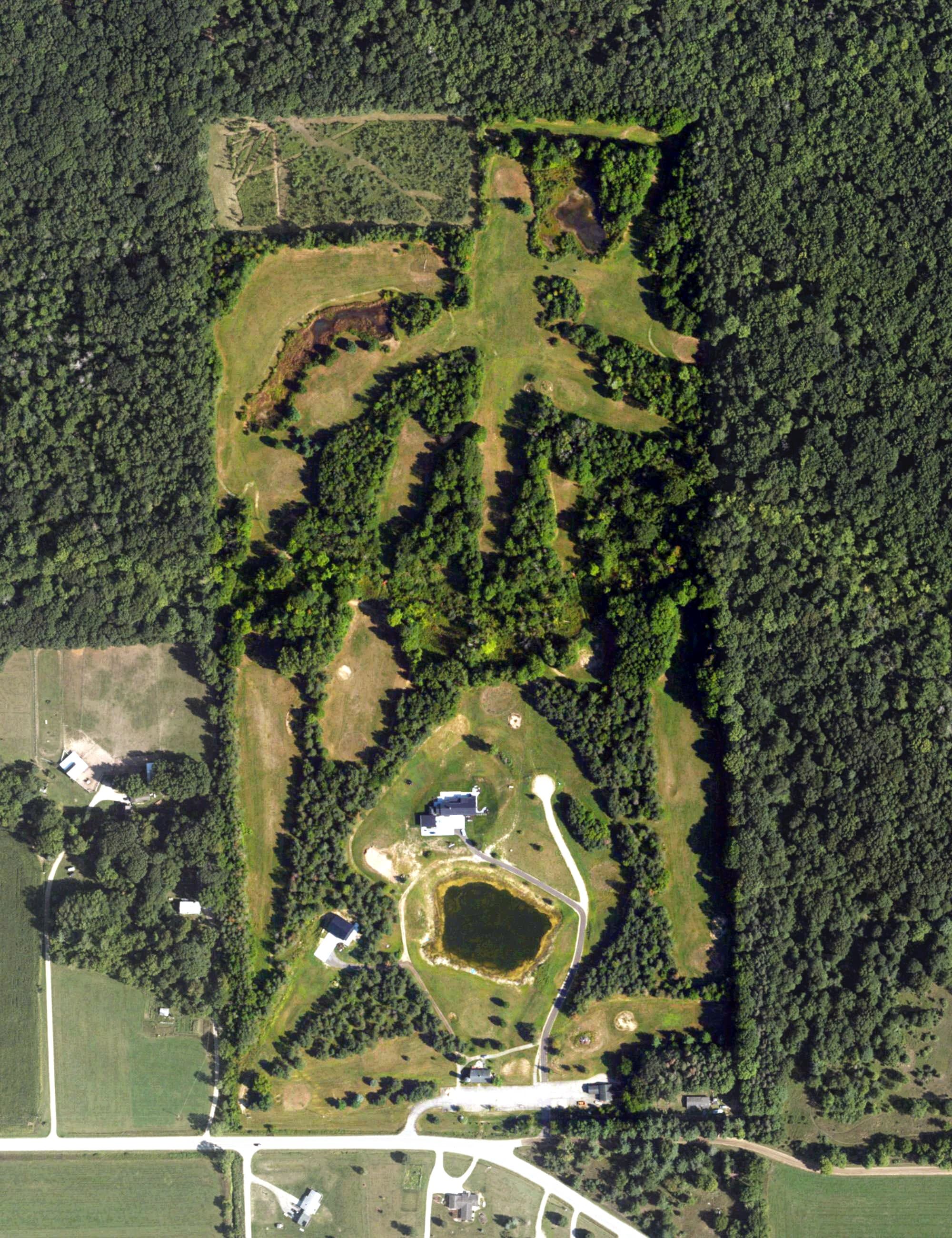 Aerial view of Evergreen Golf Course, MI, with its hole routing marked