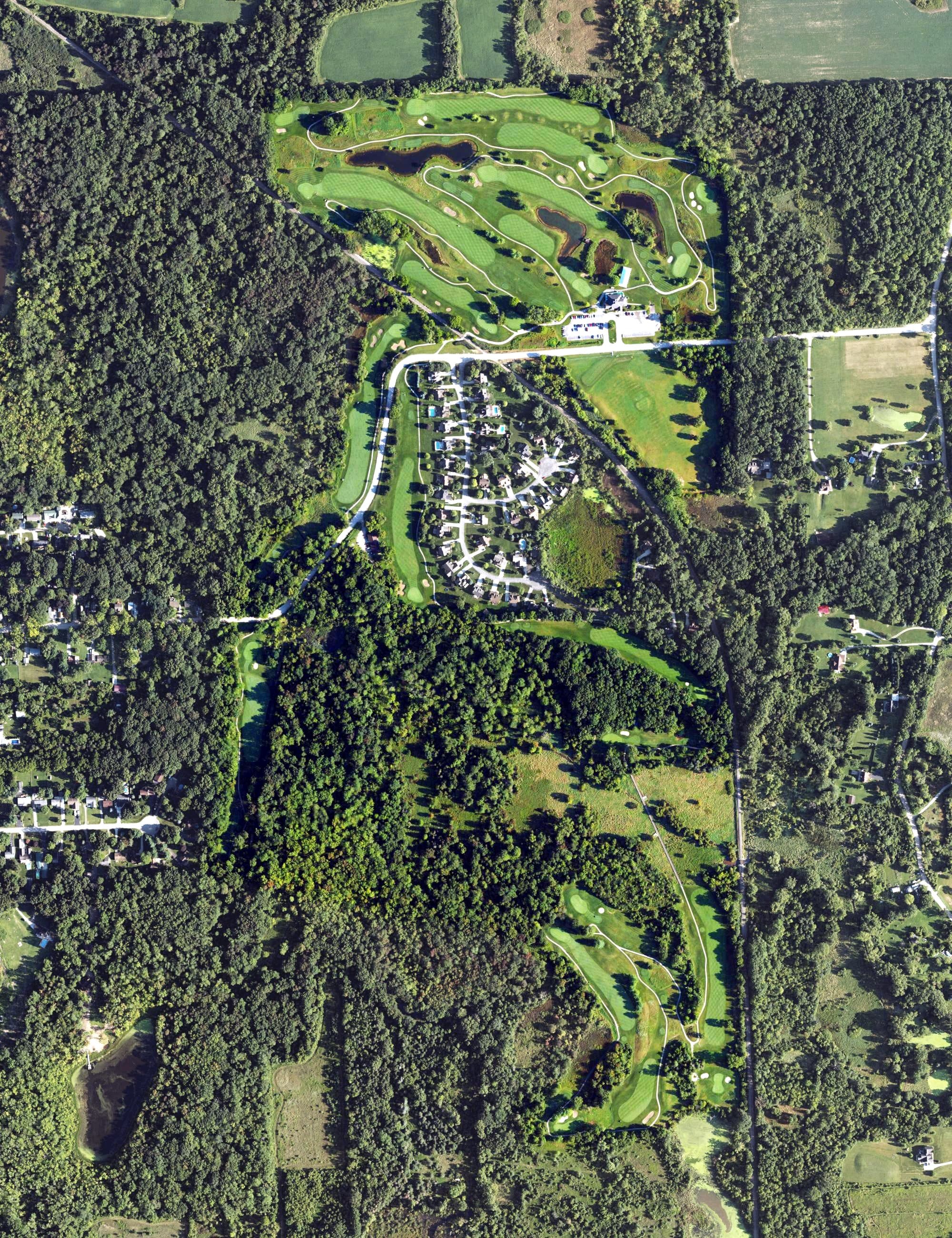 Aerial view of Links at Whitmore Lake Golf Course, MI, with its hole routing marked