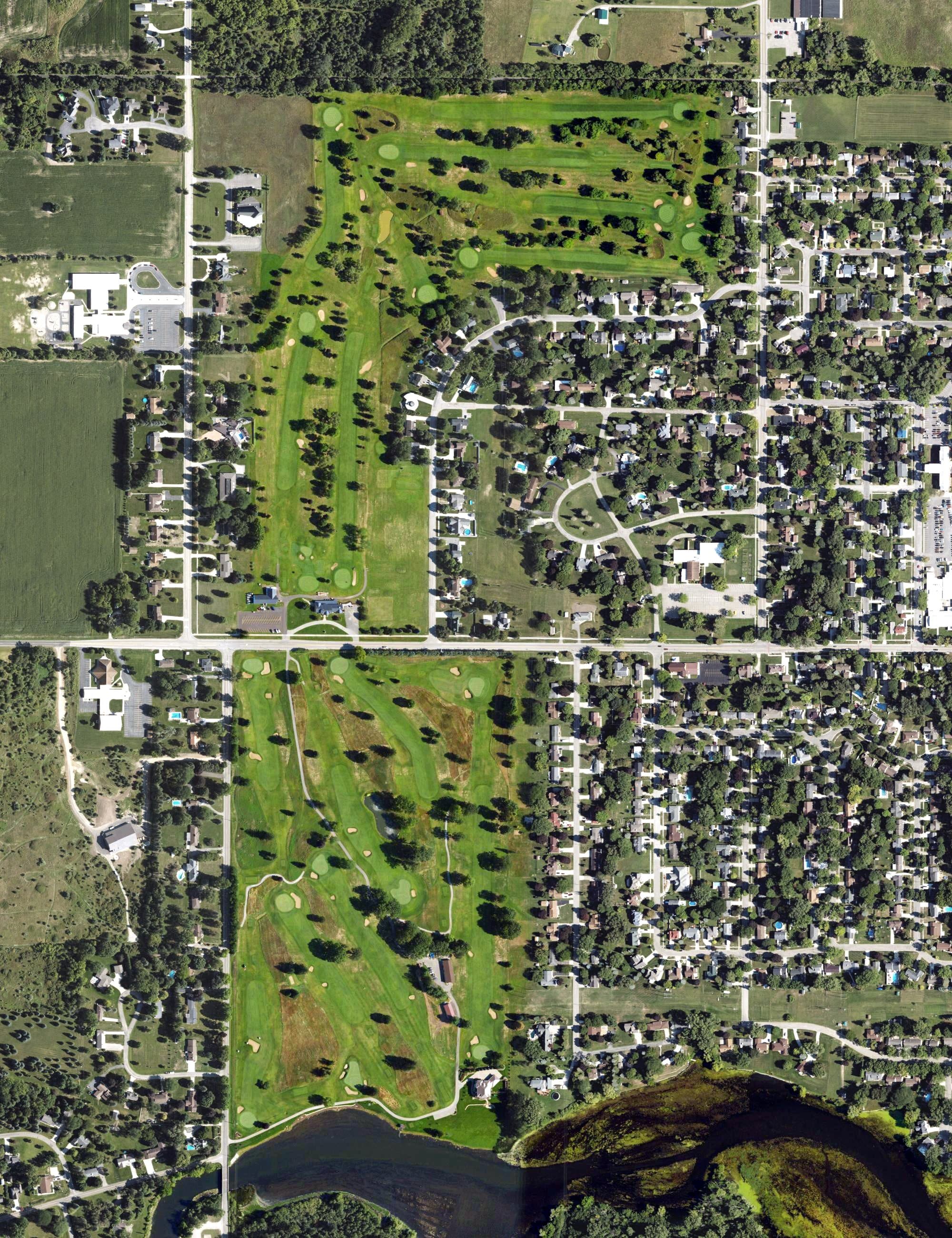 Aerial view of Pine River Country Club, MI, with its hole routing marked