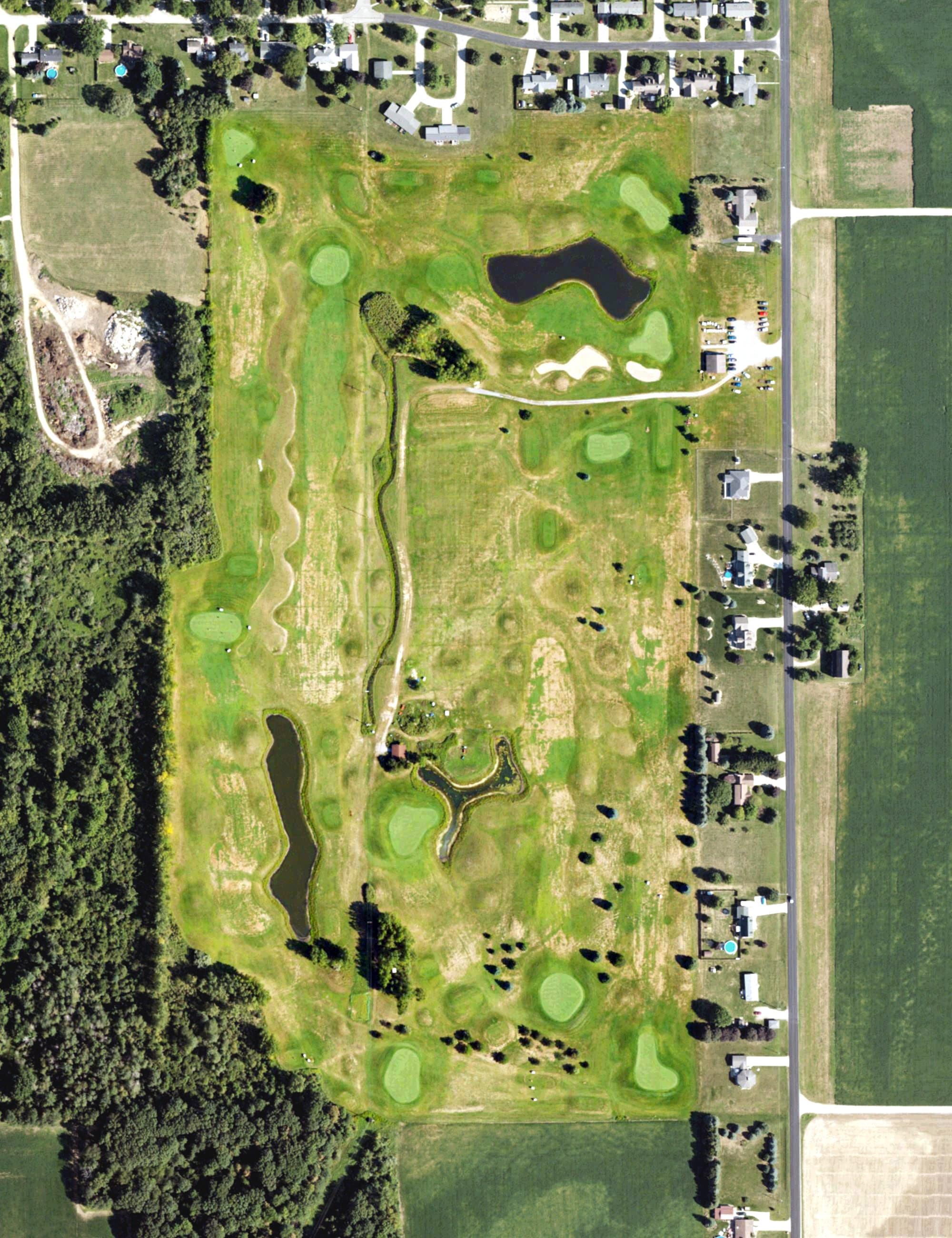 Aerial view of Ridge Golf Course, MI, with its hole routing marked