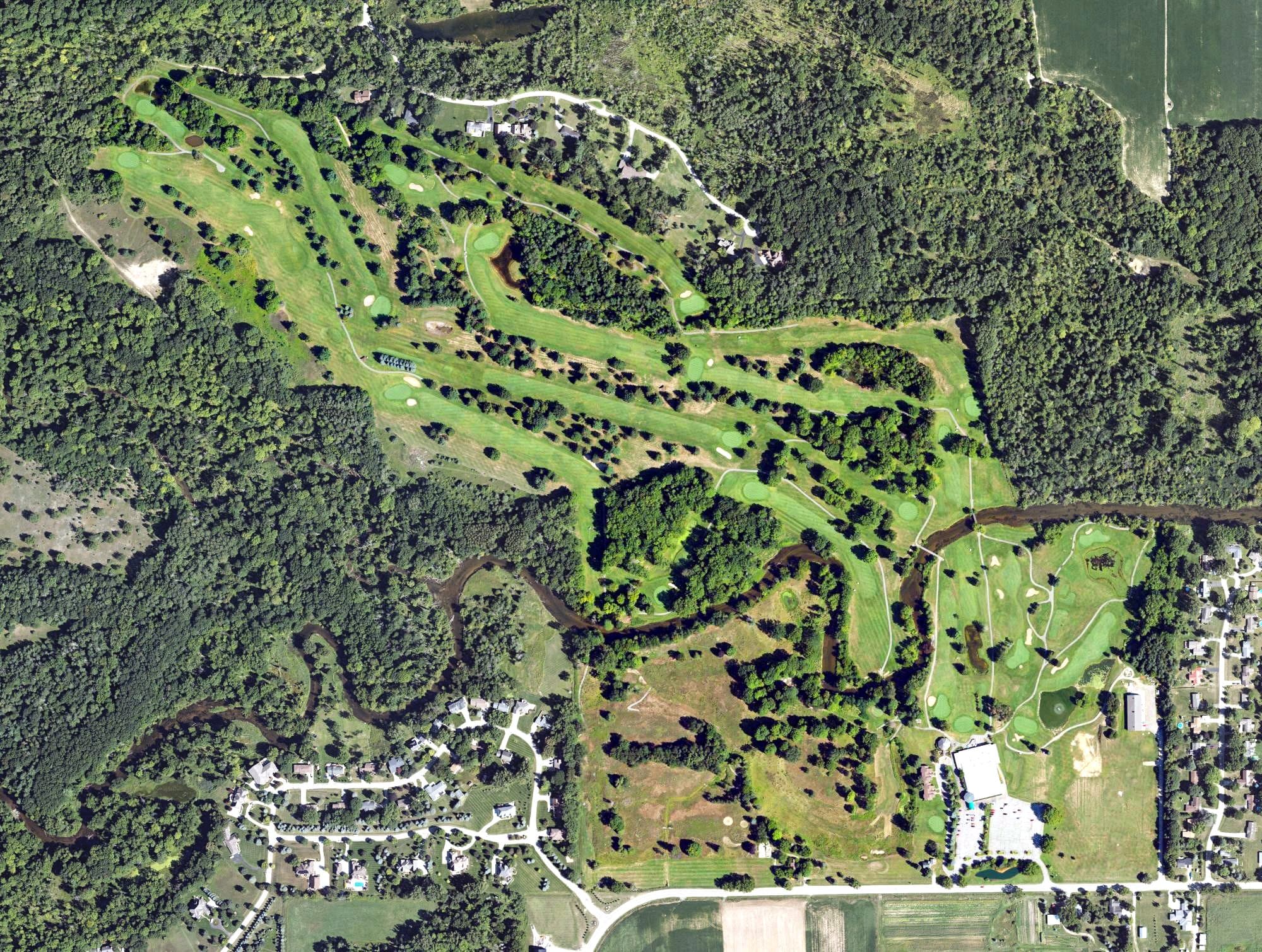 Aerial view of Riverwood Resort, MI, with its hole routing marked