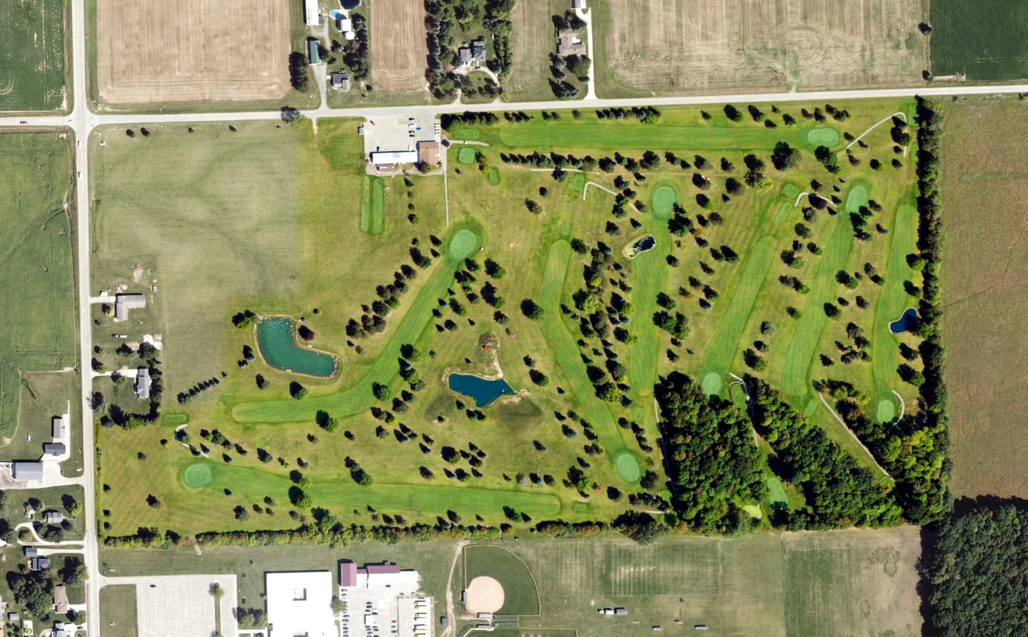 Aerial view of Rolling Hills, MI, with its hole routing marked