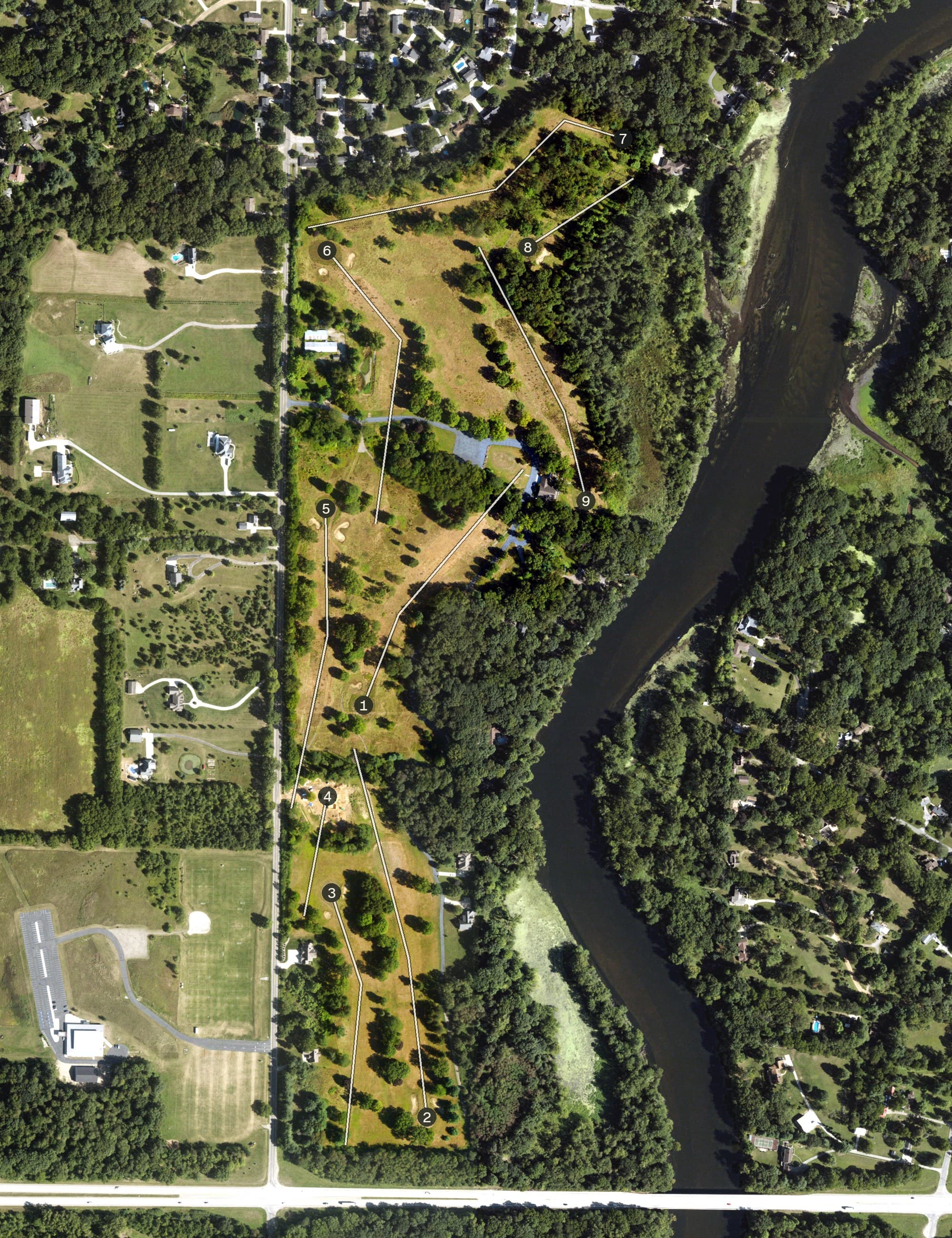 Aerial view of Signal Point Country Club, MI, with its hole routing marked