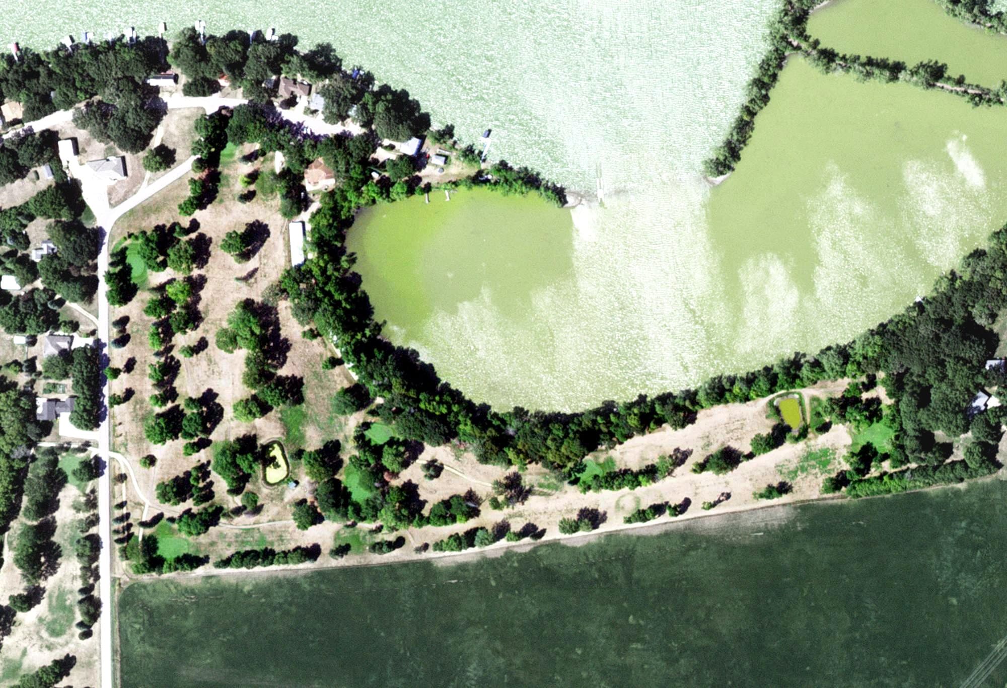 Aerial view of Fox Lake Golf Course, MN, with its hole routing marked