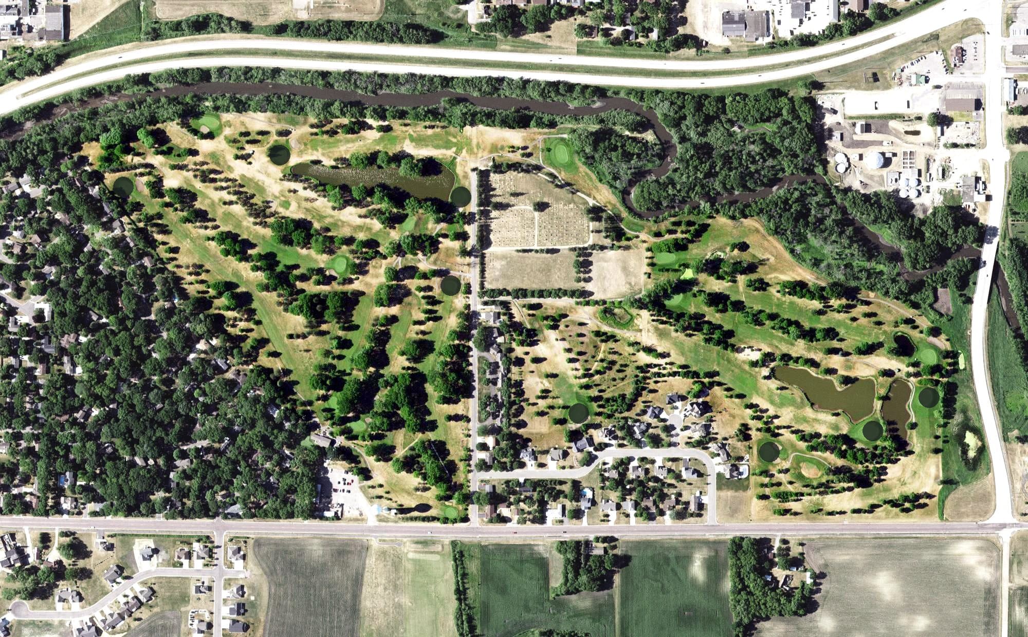 Aerial view of Glencoe Country Club, MN, with its hole routing marked