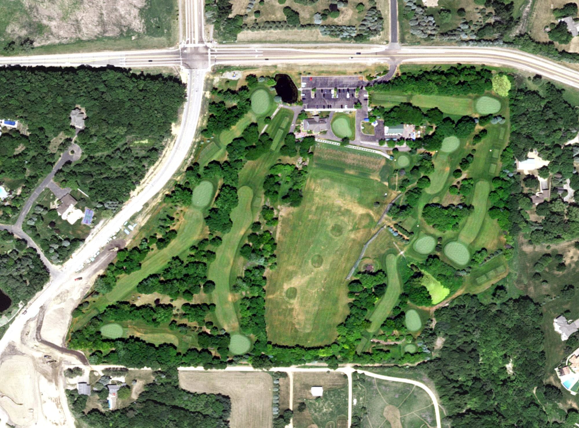 Aerial view of Halla Greens, MN, with its hole routing marked
