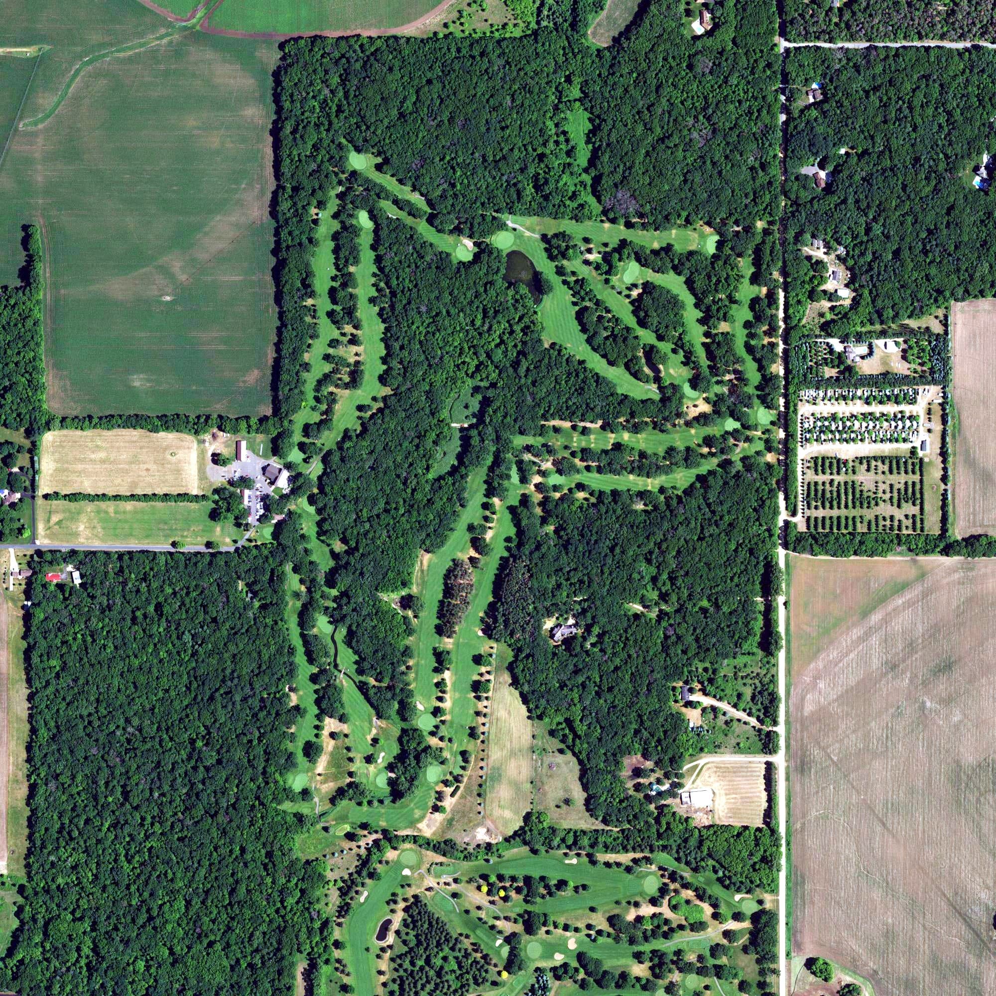 Aerial view of Hidden Greens, MN, with its hole routing marked