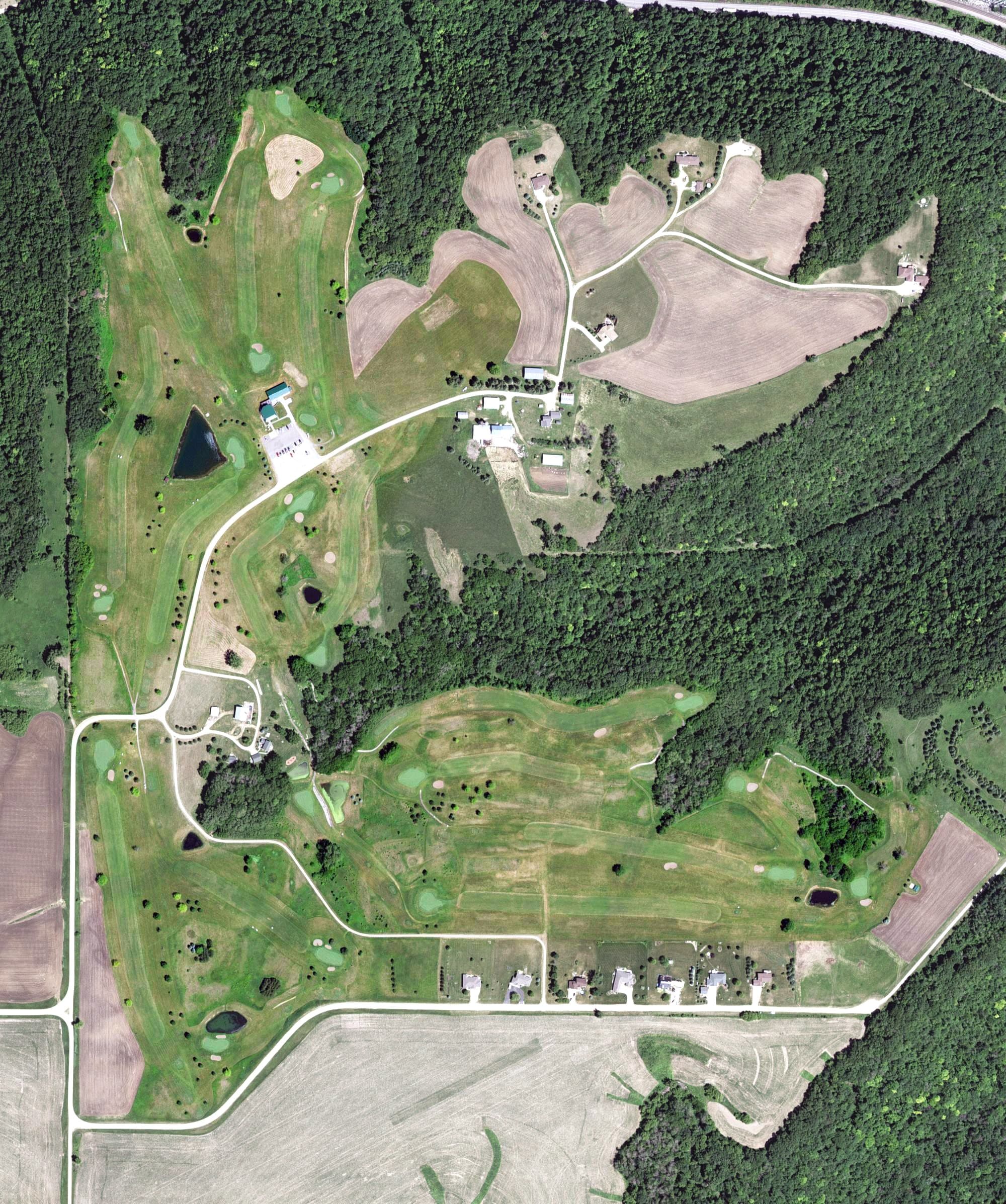 Aerial view of Lake Pepin Golf Course, MN, with its hole routing marked