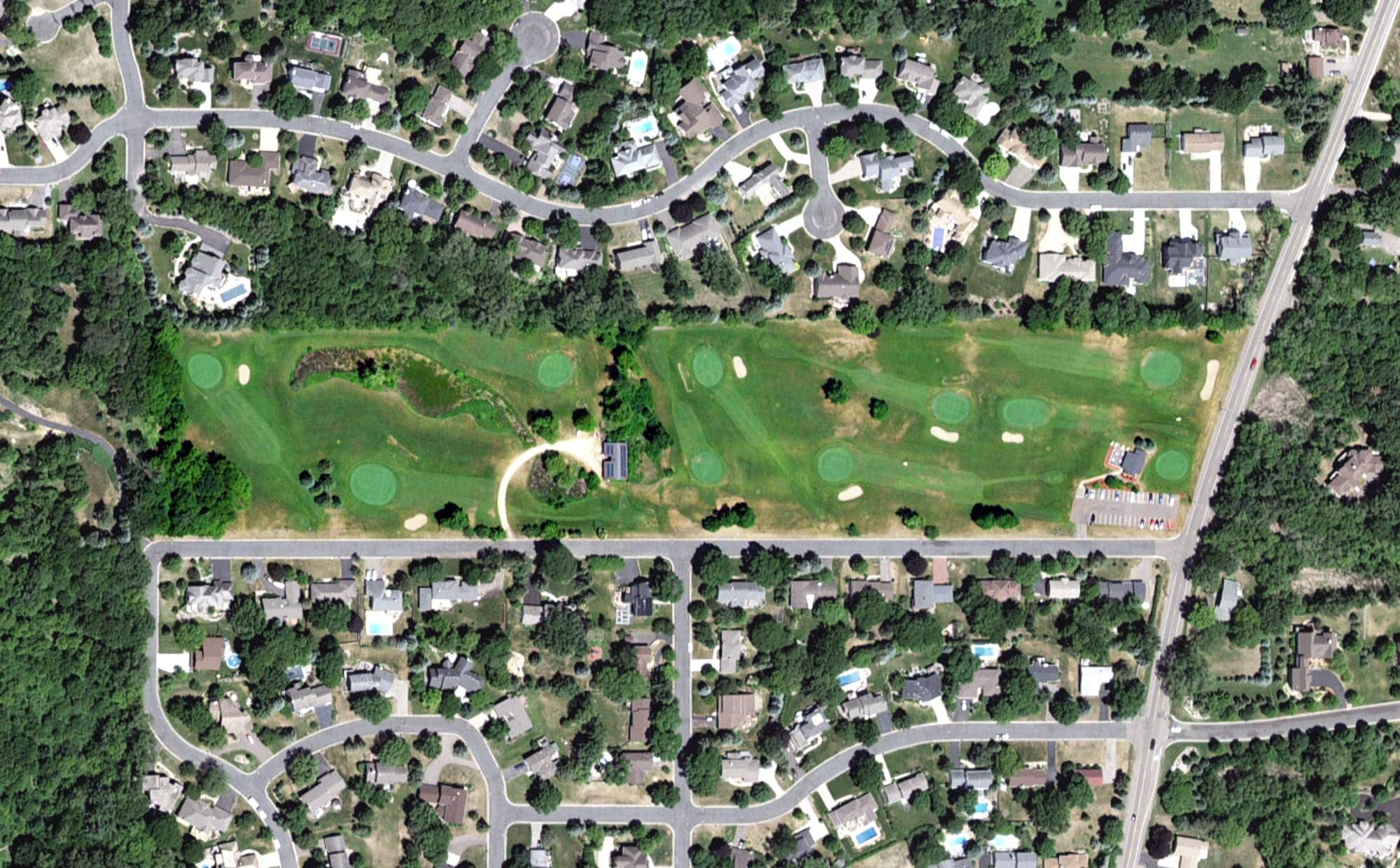 Aerial view of Mendota Heights Par 3 Golf Course, MN, with its hole routing marked