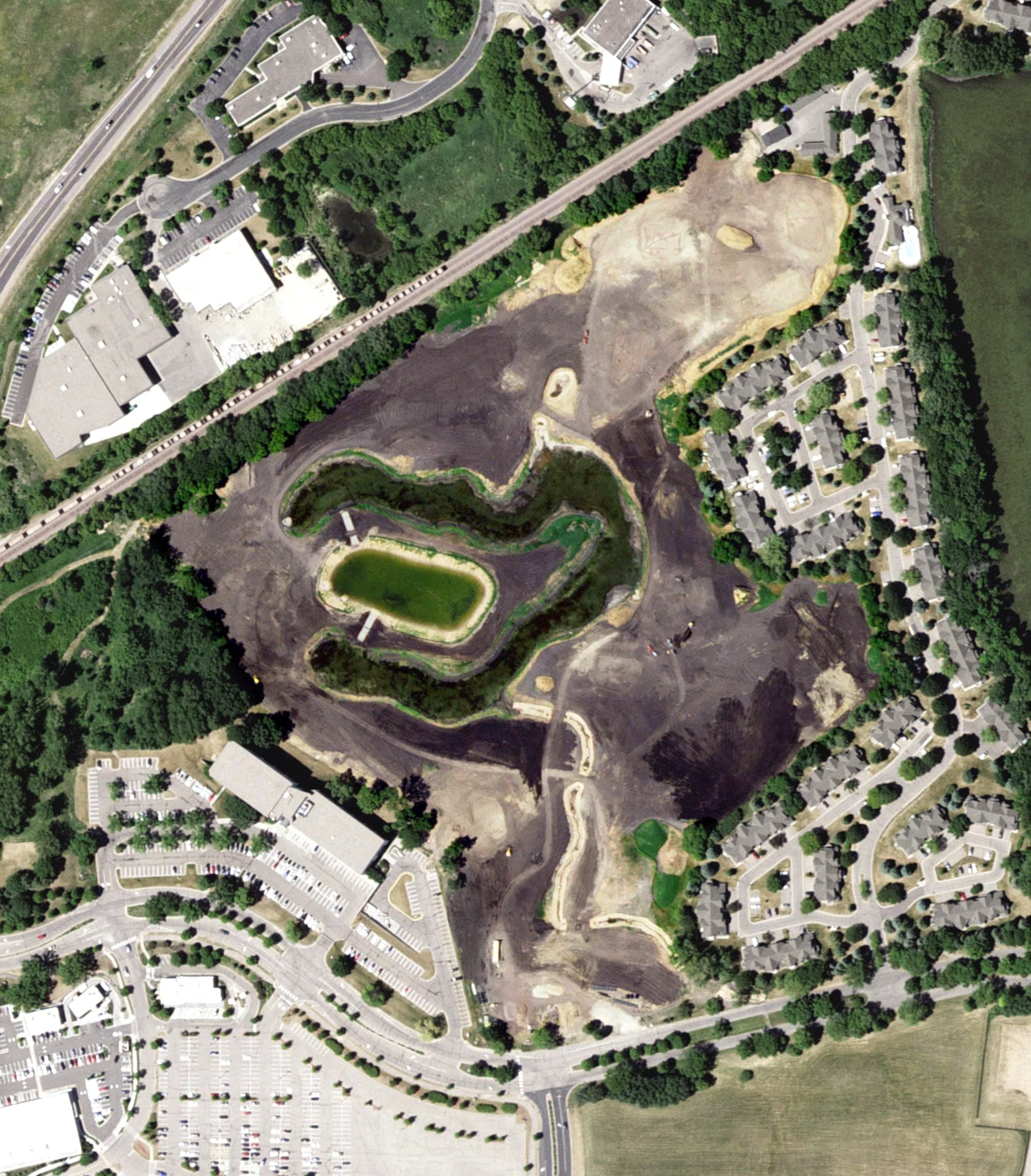 Aerial view of The Loop at Chaska, MN, with its hole routing marked