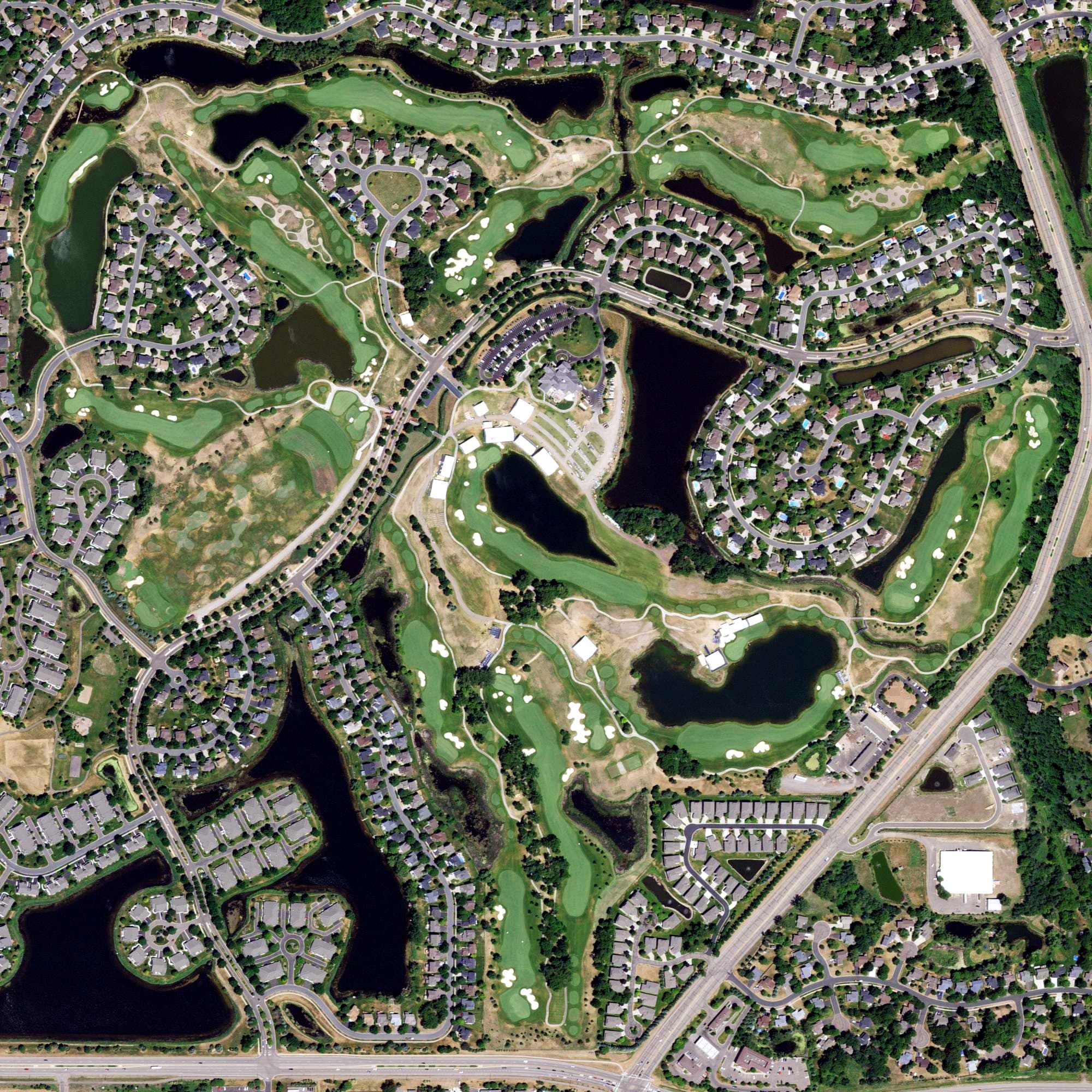 Aerial view of TPC Twin Cities, MN, with its hole routing marked