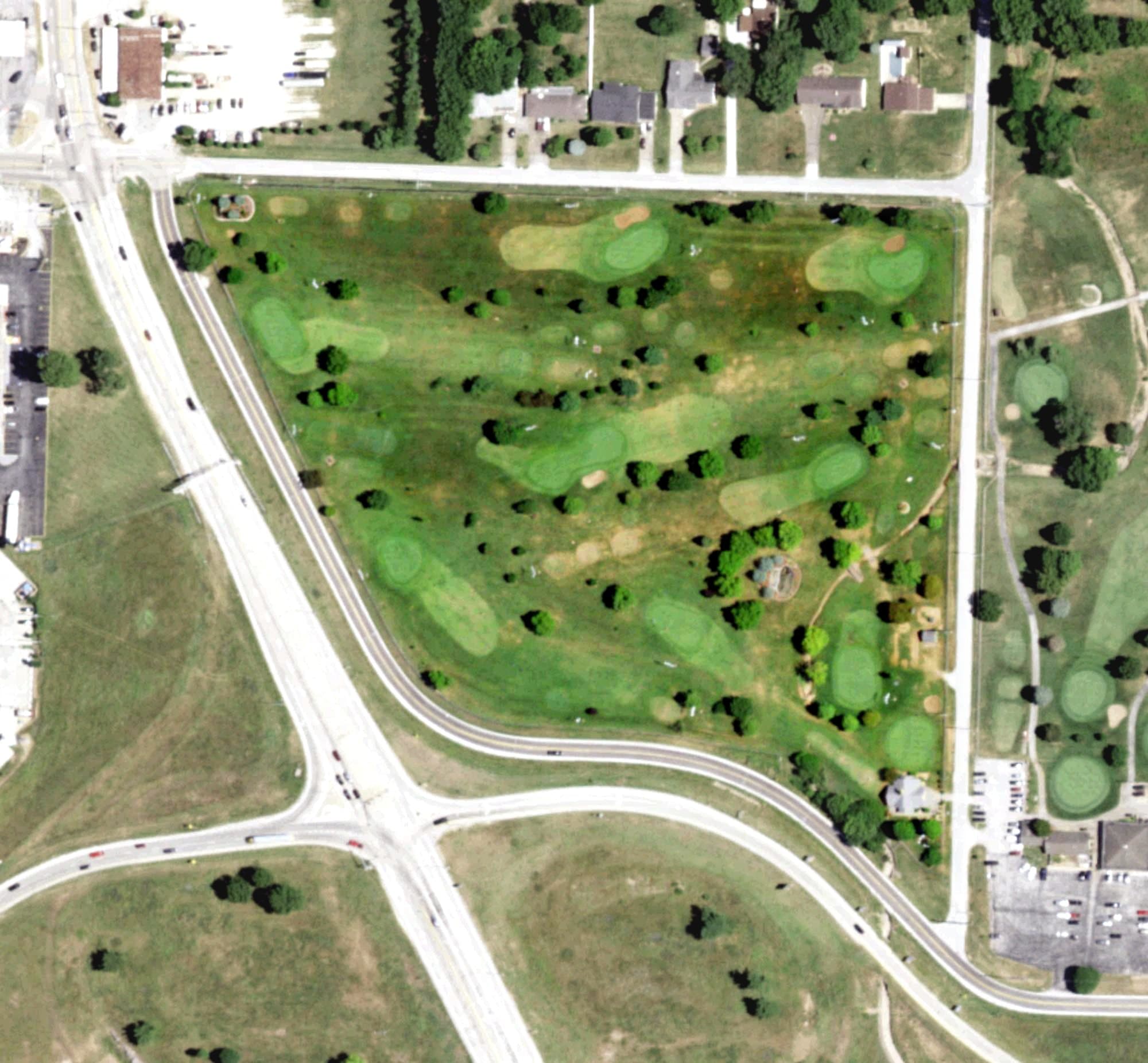 Aerial view of Betty Allison Family Golf Center, MO, with its hole routing marked