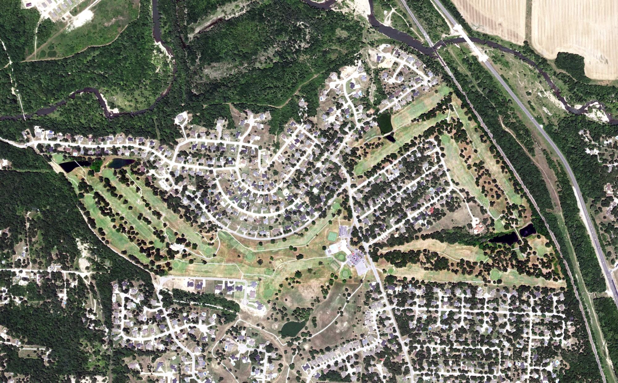 Aerial view of Briarbrook Golf Course, MO, with its hole routing marked