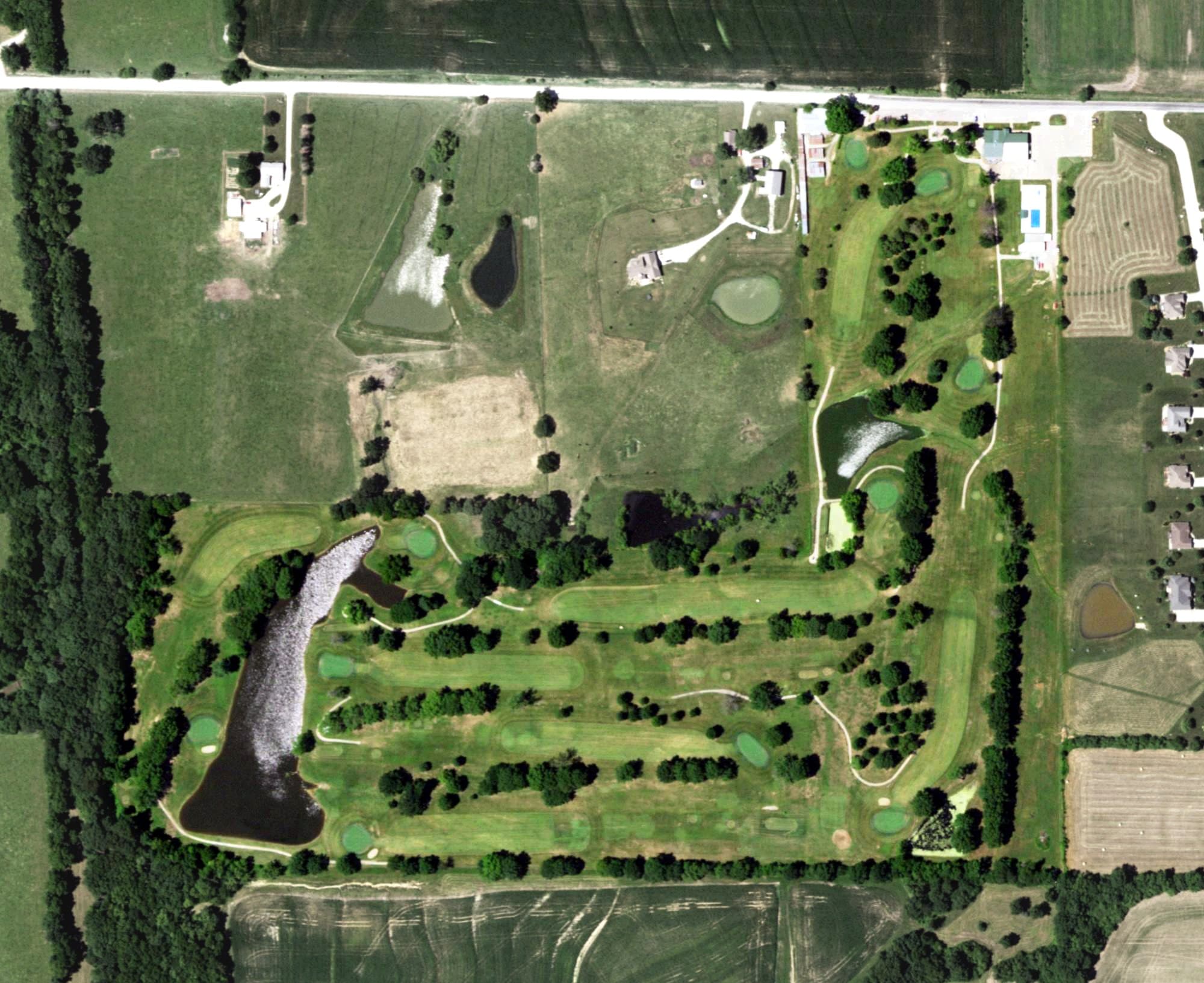Aerial view of Carrollton Country Club, MO, with its hole routing marked