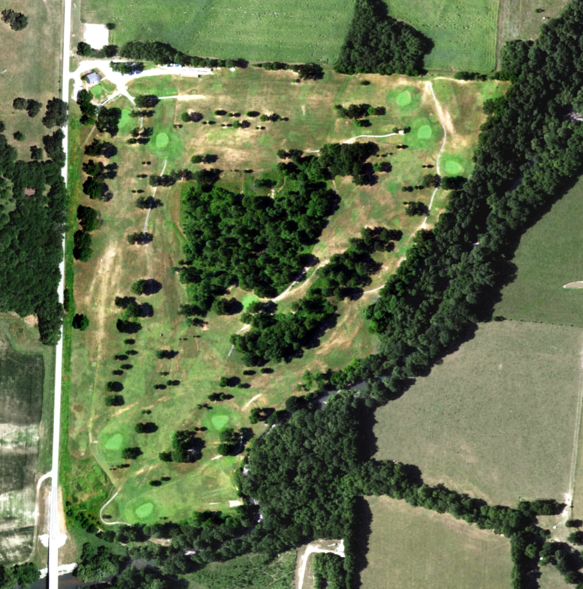 Aerial view of Center Creek Country Club, MO, with its hole routing marked
