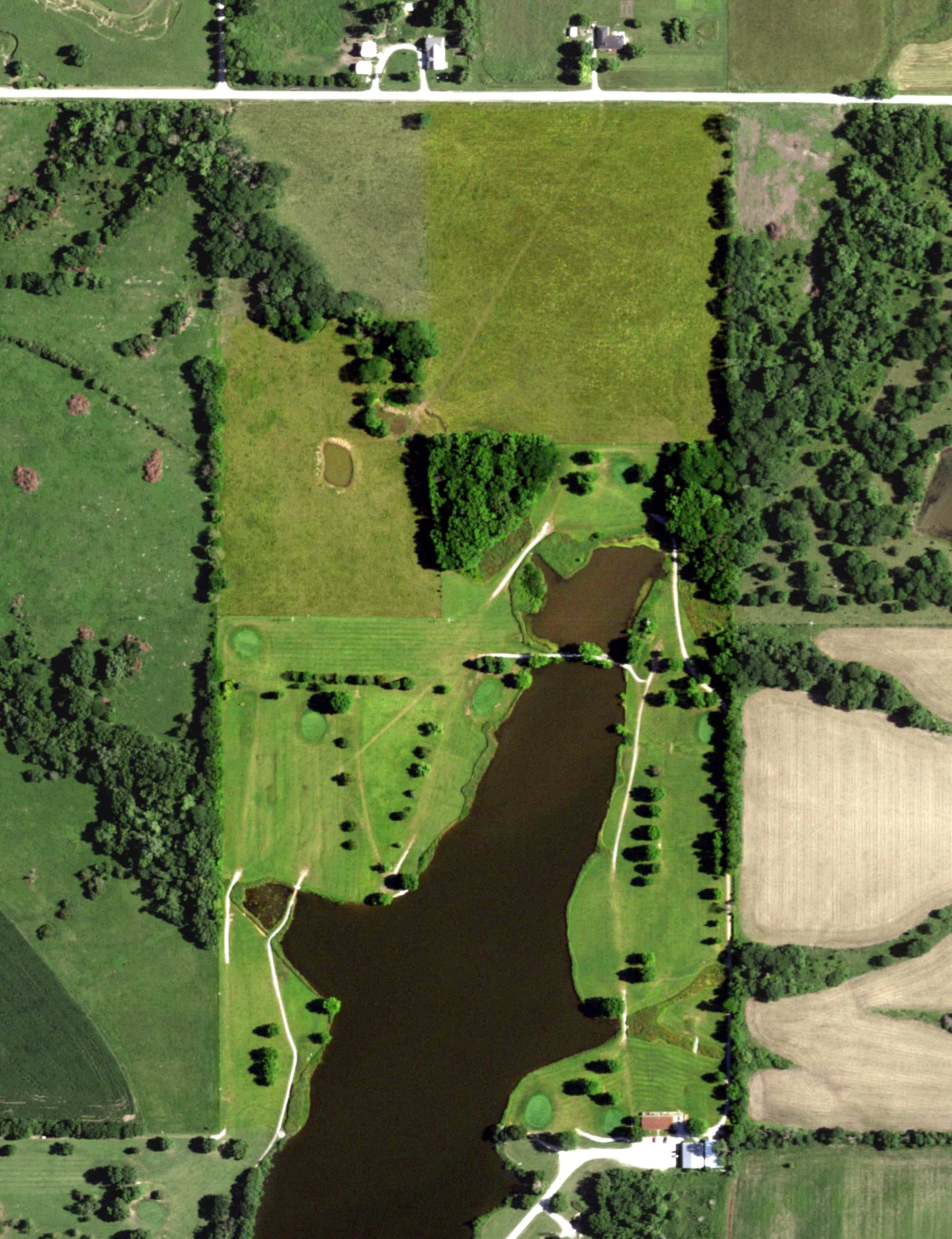 Aerial view of Lakeview Golf Course, MO, with its hole routing marked