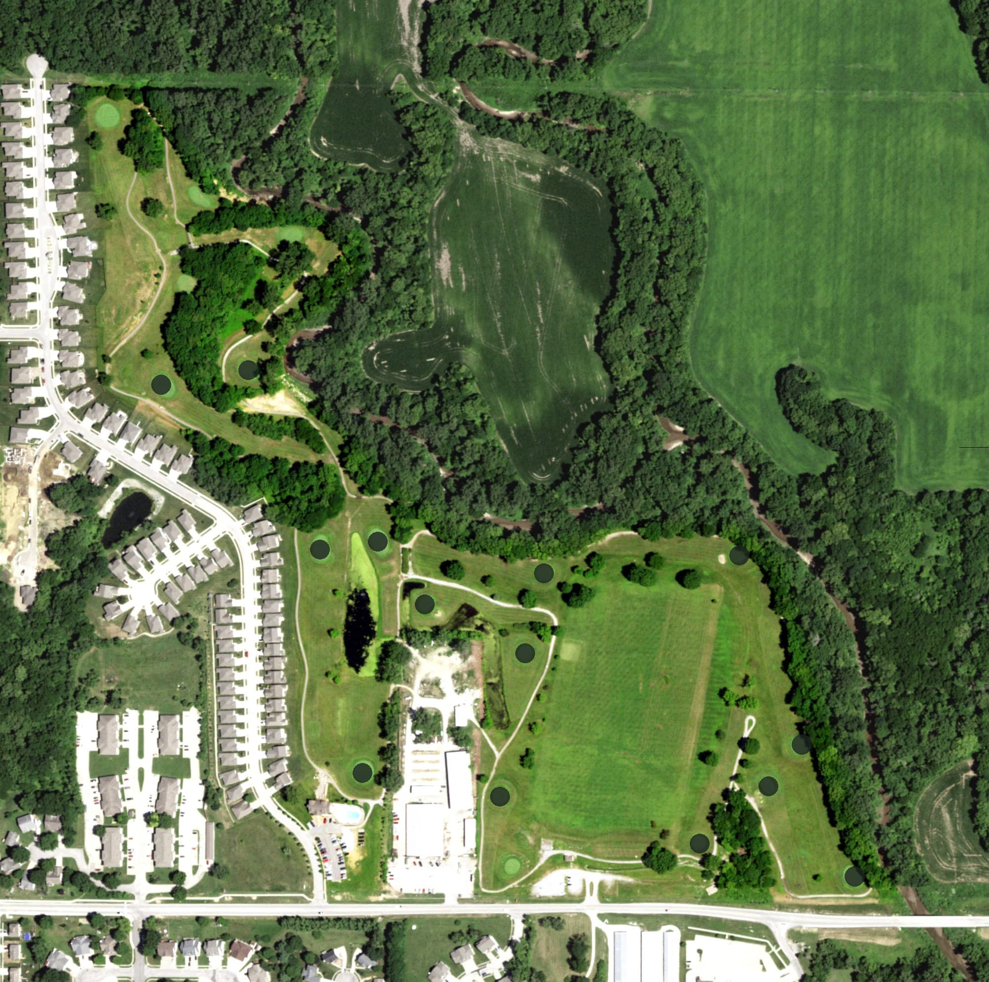 Aerial view of MariMack Golf Complex, MO, with its hole routing marked